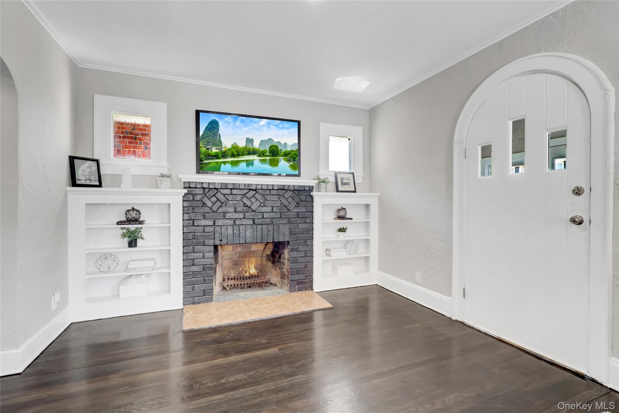 Single Family Wellington  Nassau County, NY 11550, MLS-991006-4