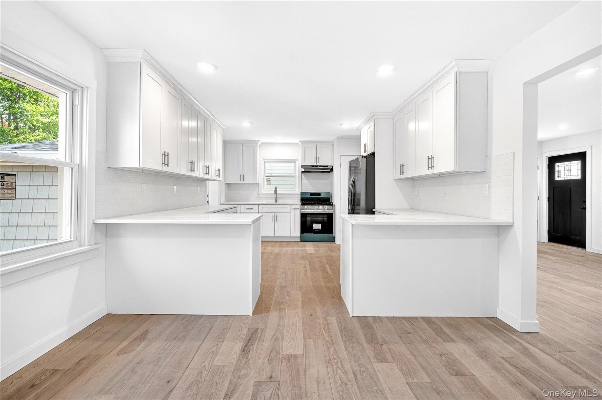 Single Family Woodside  Westchester County, NY 10523, MLS-991025-14