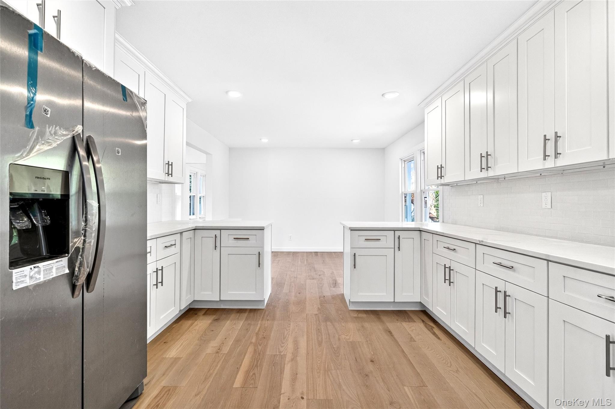 Single Family Woodside  Westchester County, NY 10523, MLS-991025-23