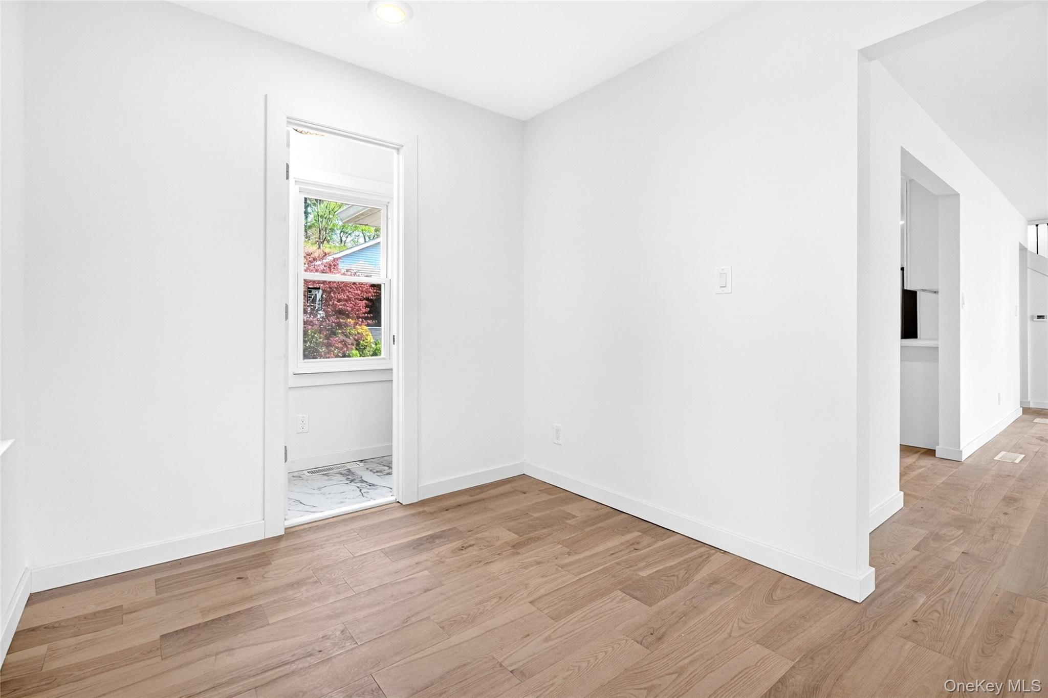 Single Family Woodside  Westchester County, NY 10523, MLS-991025-25