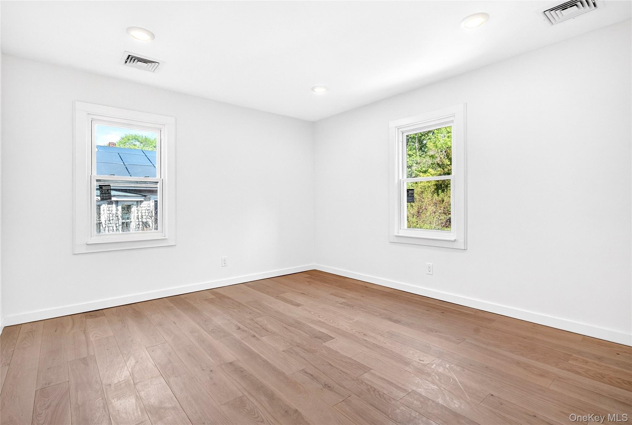Single Family Woodside  Westchester County, NY 10523, MLS-991025-34