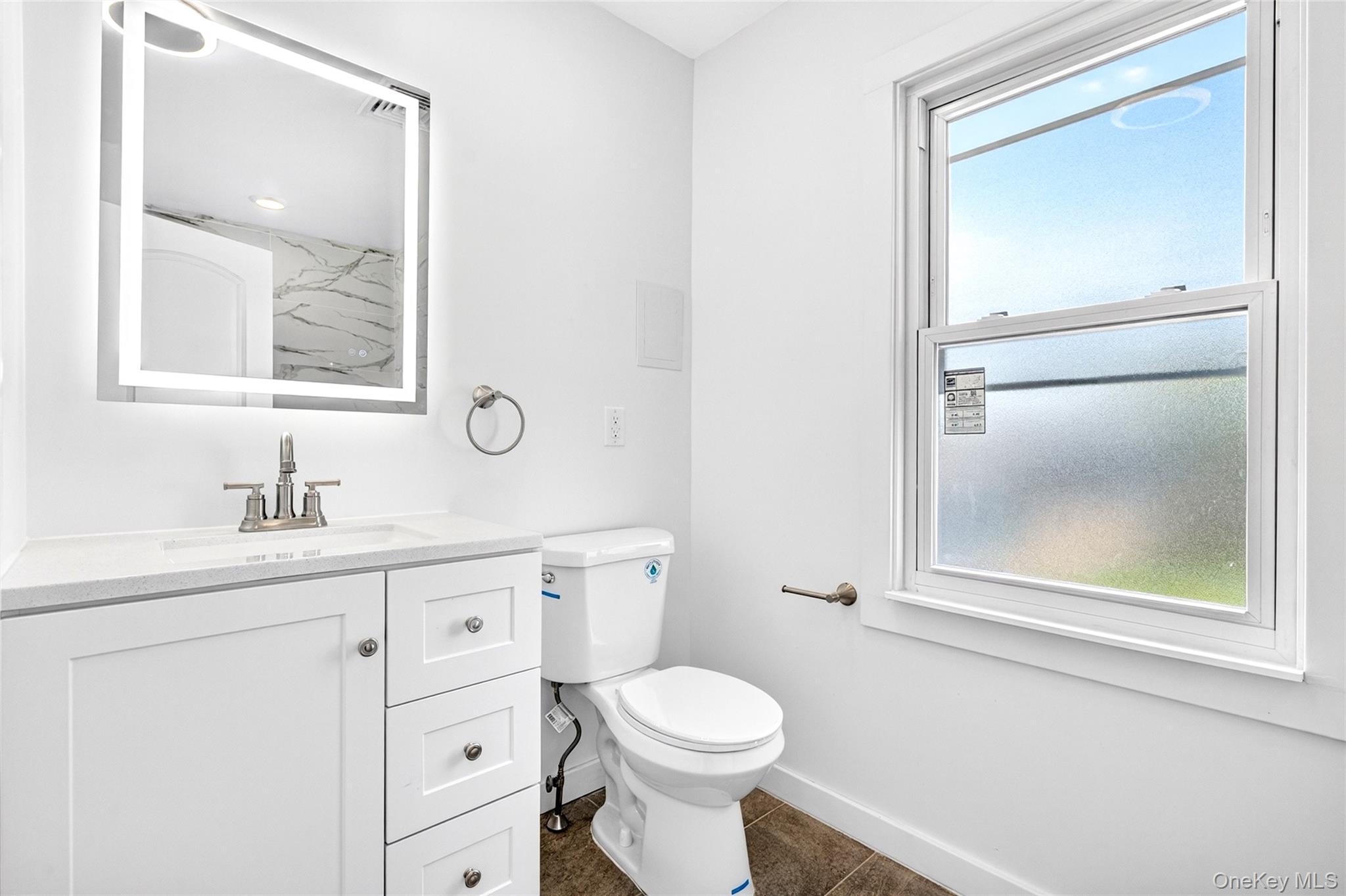 Single Family Woodside  Westchester County, NY 10523, MLS-991025-37