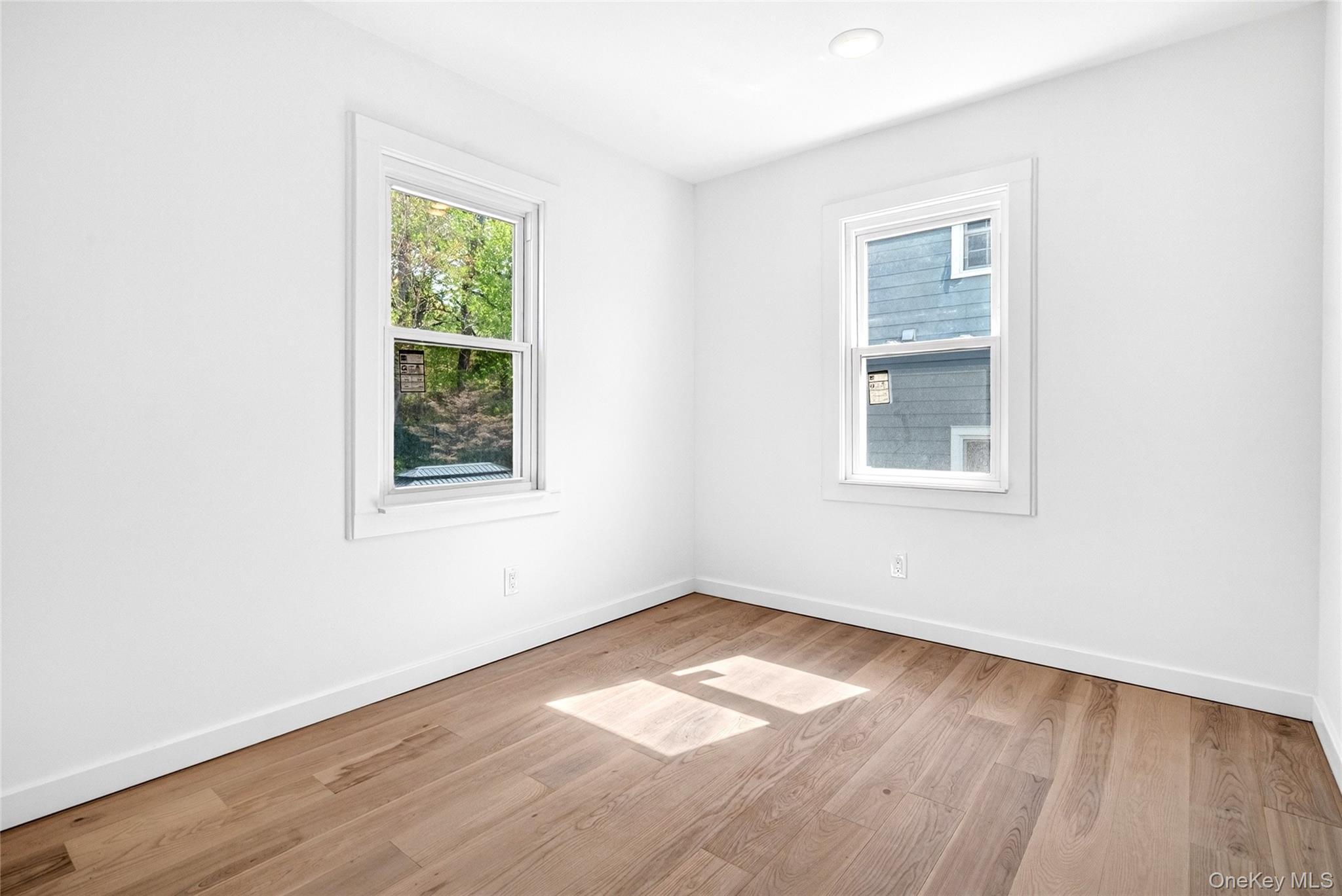 Single Family Woodside  Westchester County, NY 10523, MLS-991025-41