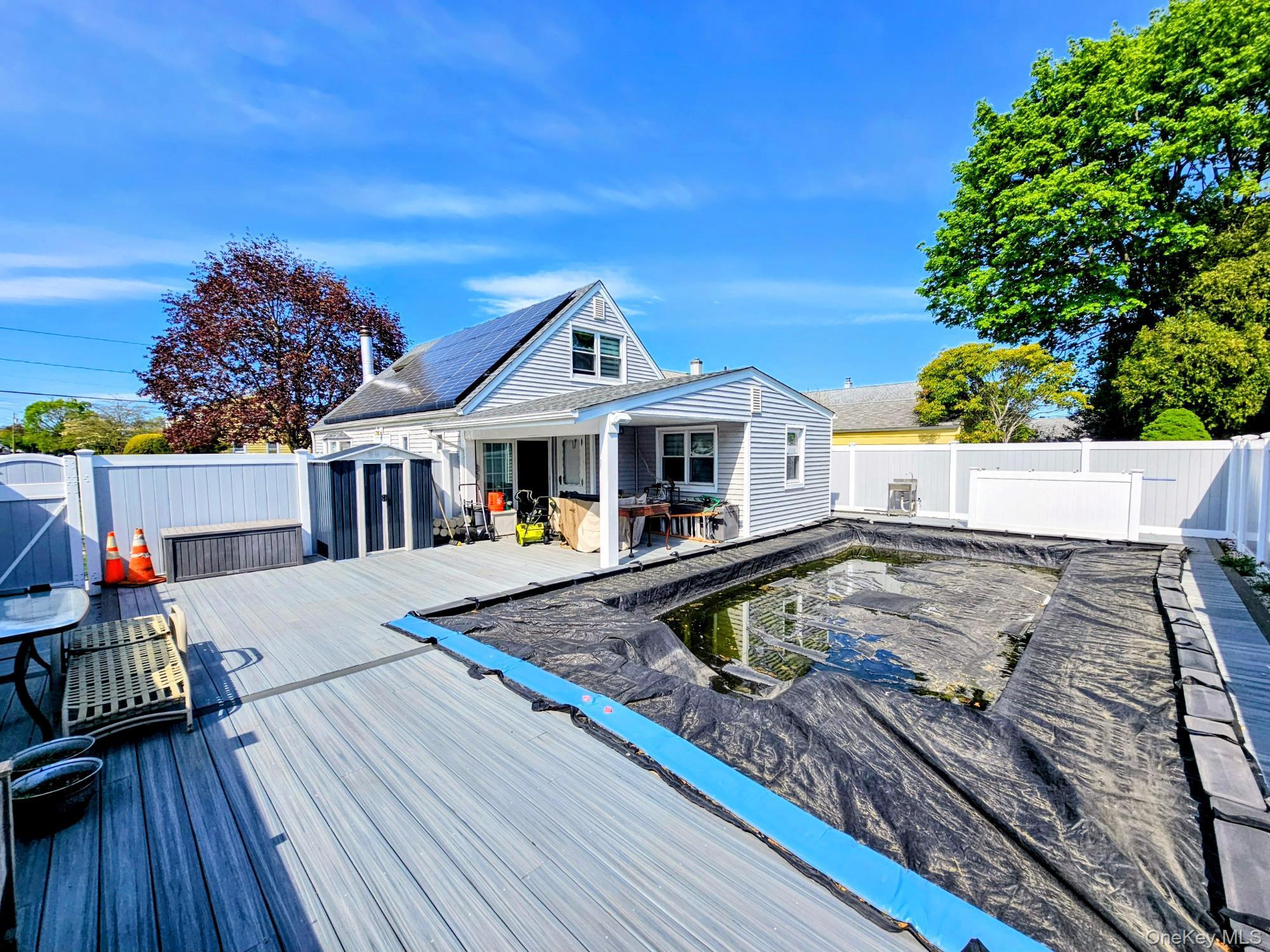 Single Family Spruce  Nassau County, NY 11801, MLS-991049-22