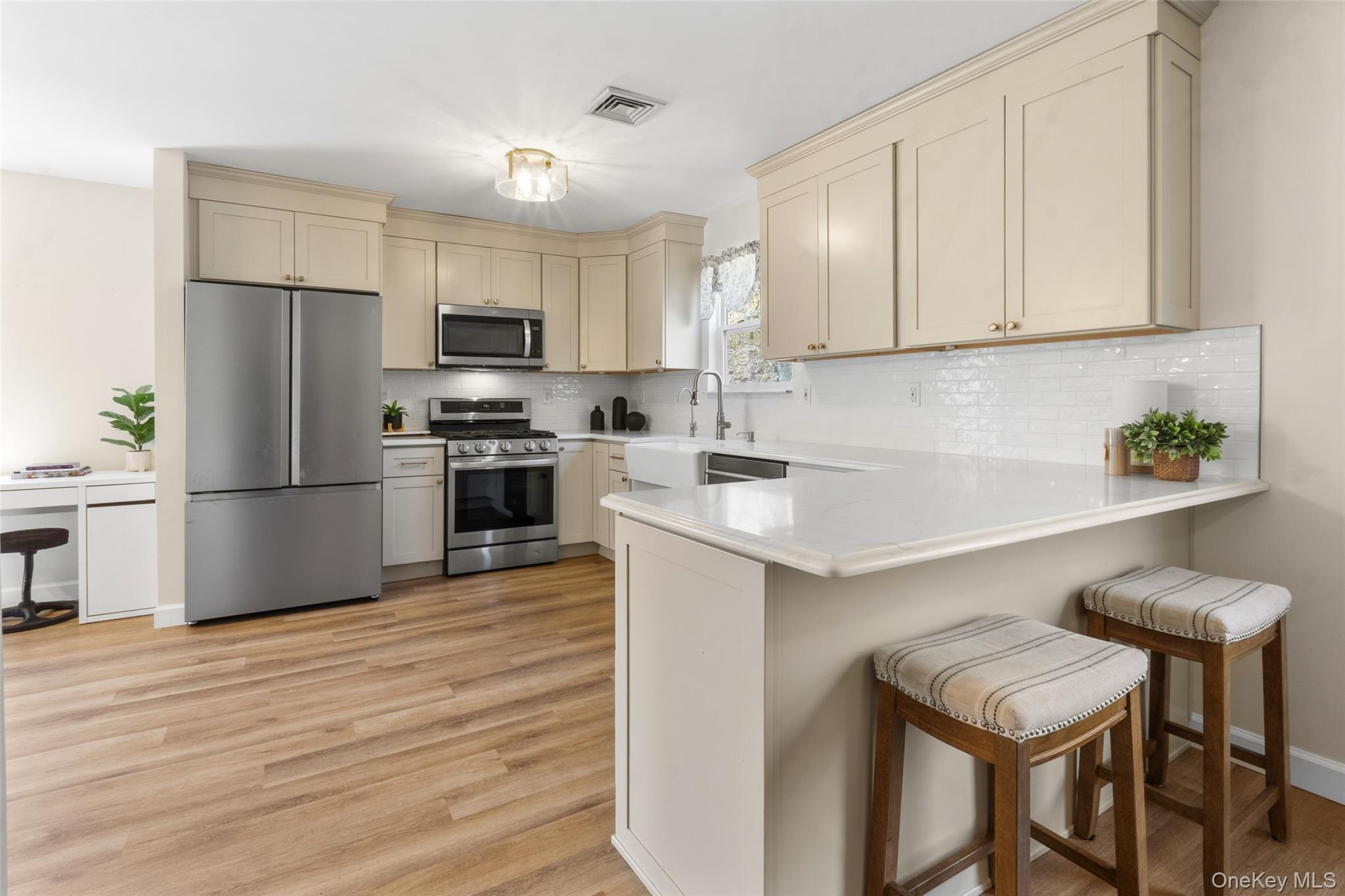 Single Family Country  Out Of Area, NY 08527, MLS-991061-12