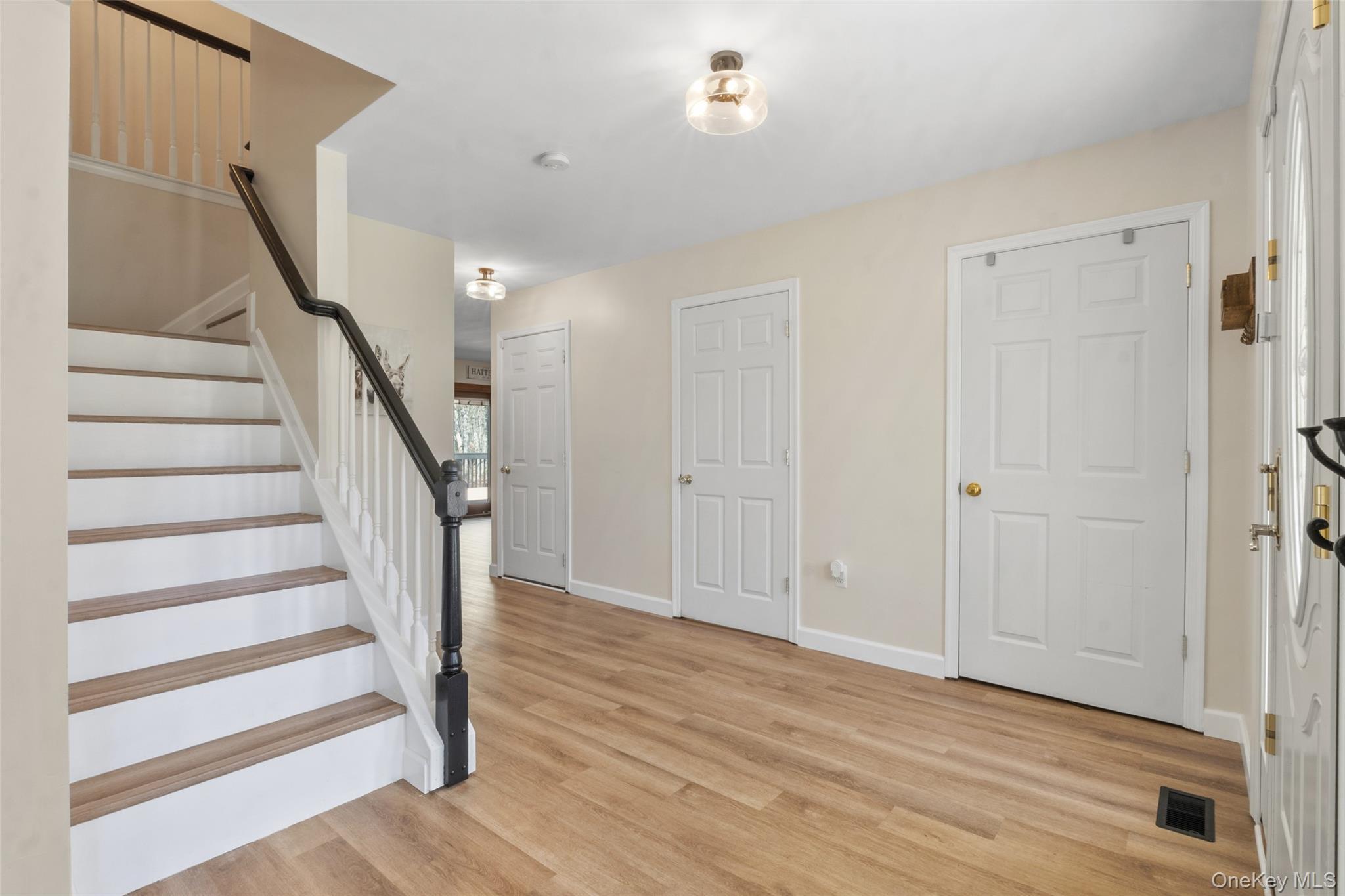 Single Family Country  Out Of Area, NY 08527, MLS-991061-3