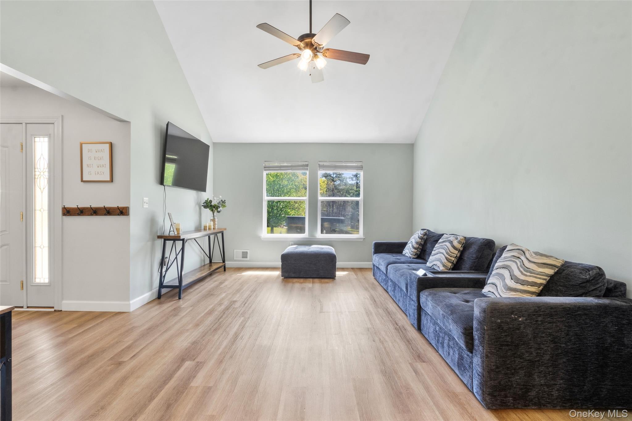 Single Family Country  Out Of Area, NY 08527, MLS-991061-8