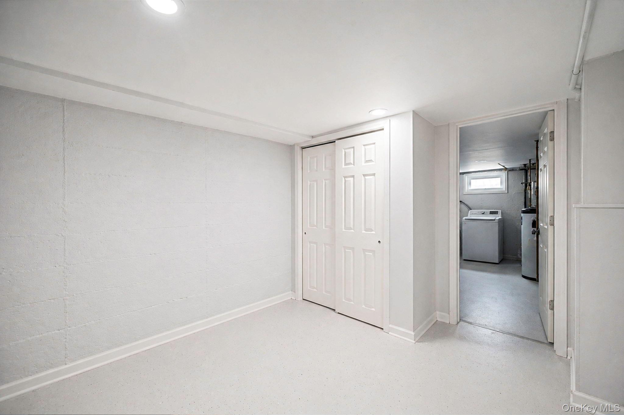 Single Family Gay Lore  Suffolk County, NY 11743, MLS-991071-22