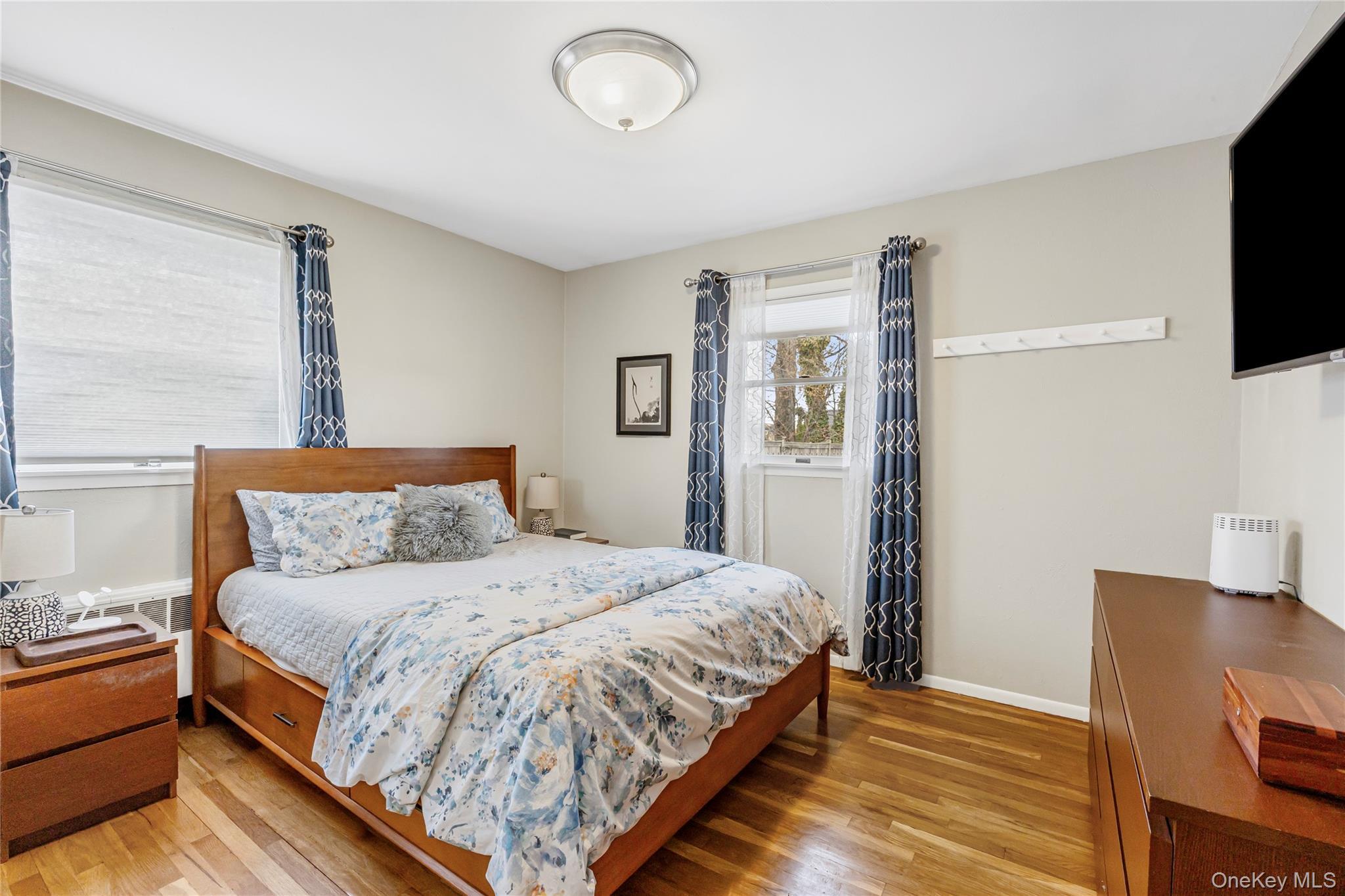 Single Family 8th  Nassau County, NY 11714, MLS-991074-18