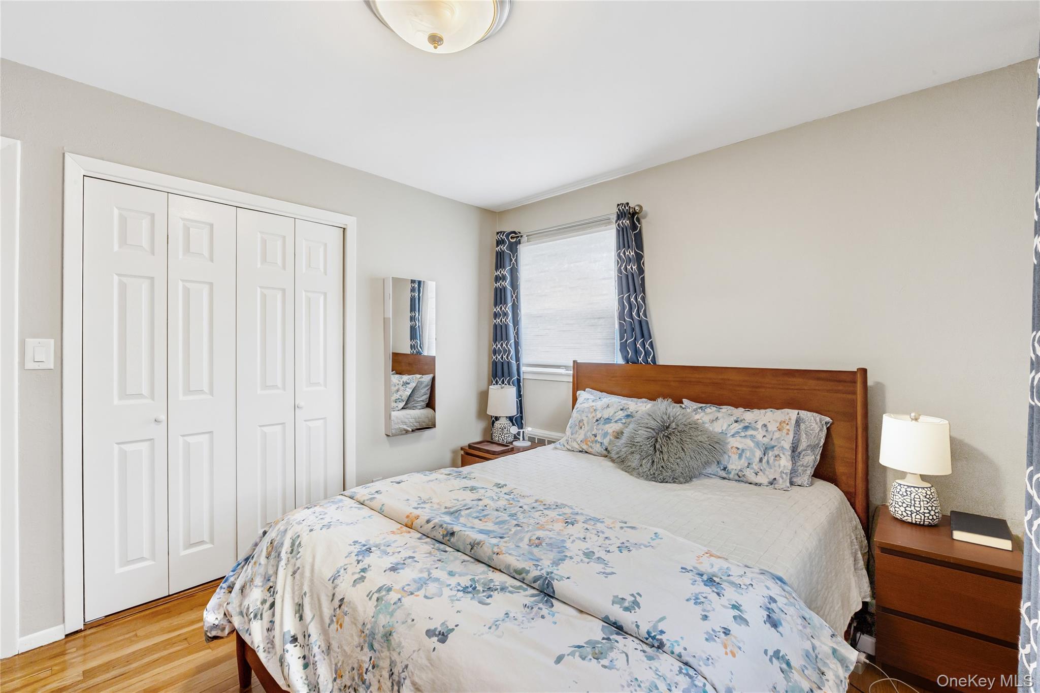 Single Family 8th  Nassau County, NY 11714, MLS-991074-19