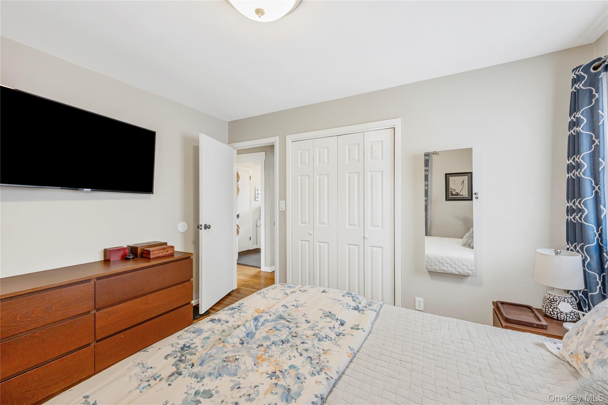 Single Family 8th  Nassau County, NY 11714, MLS-991074-20
