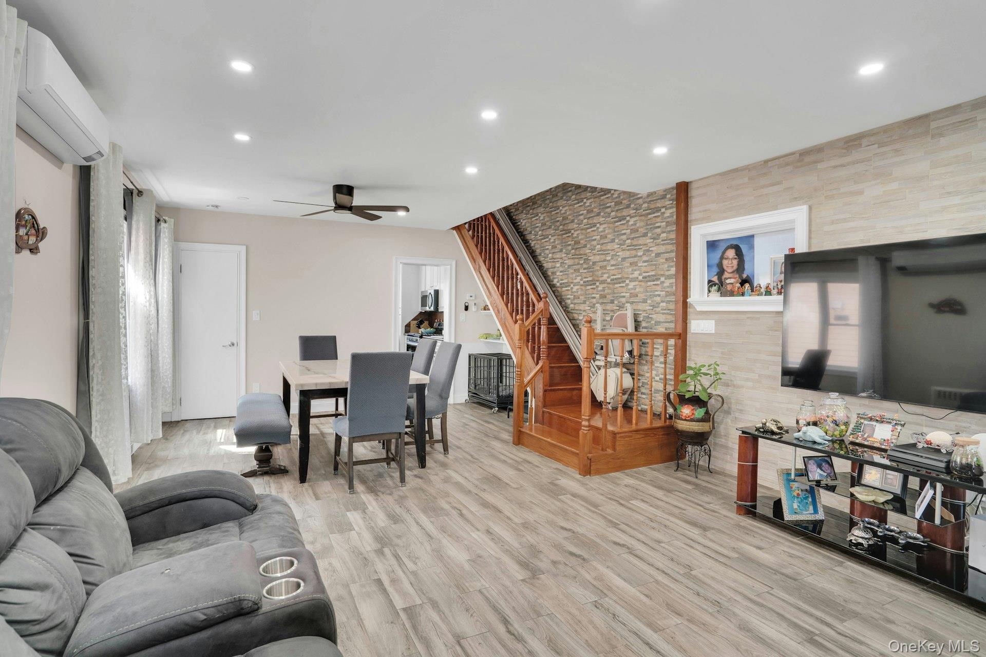 Single Family 95th  Queens, NY 11416, MLS-991091-18