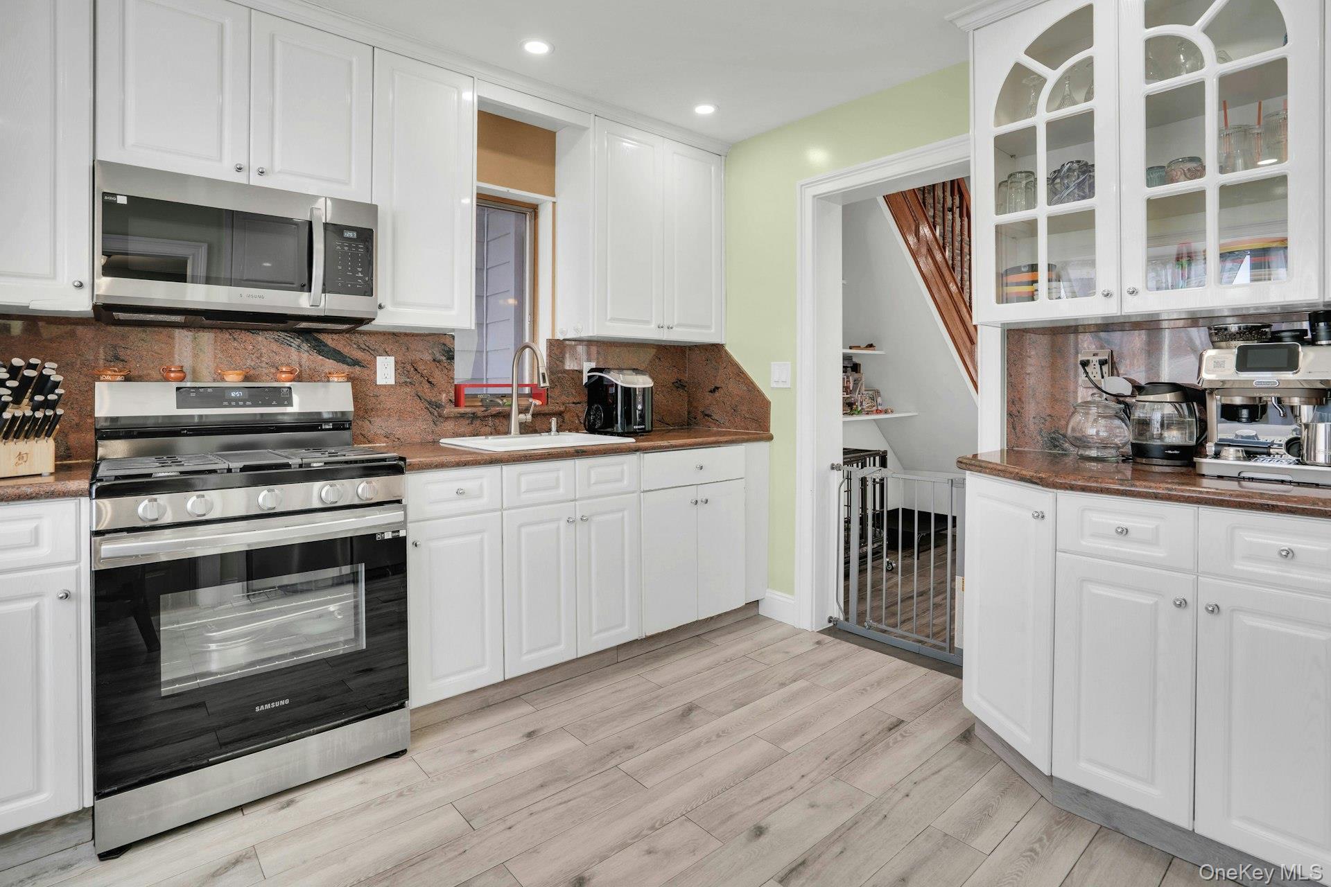 Single Family 95th  Queens, NY 11416, MLS-991091-26
