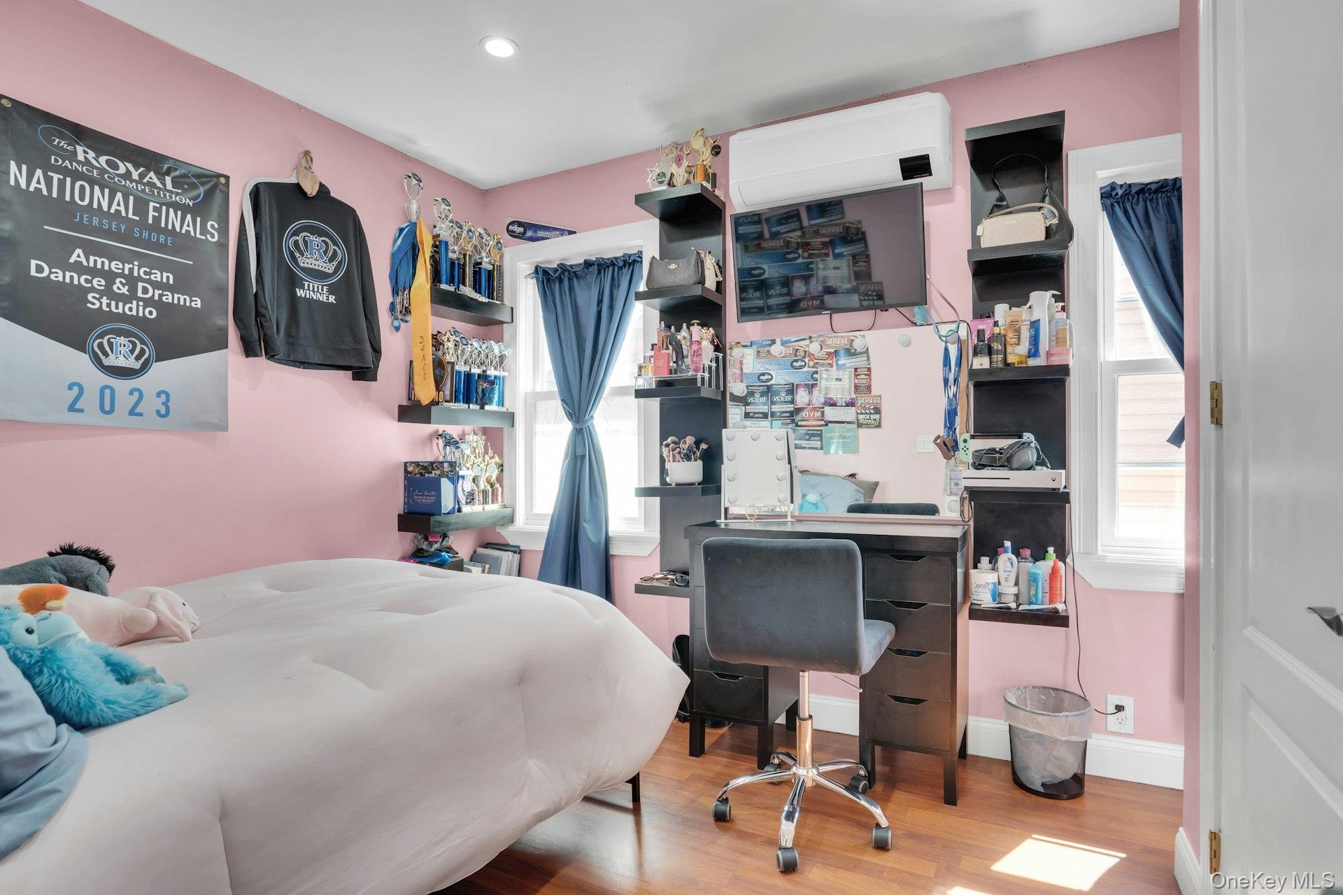 Single Family 95th  Queens, NY 11416, MLS-991091-30