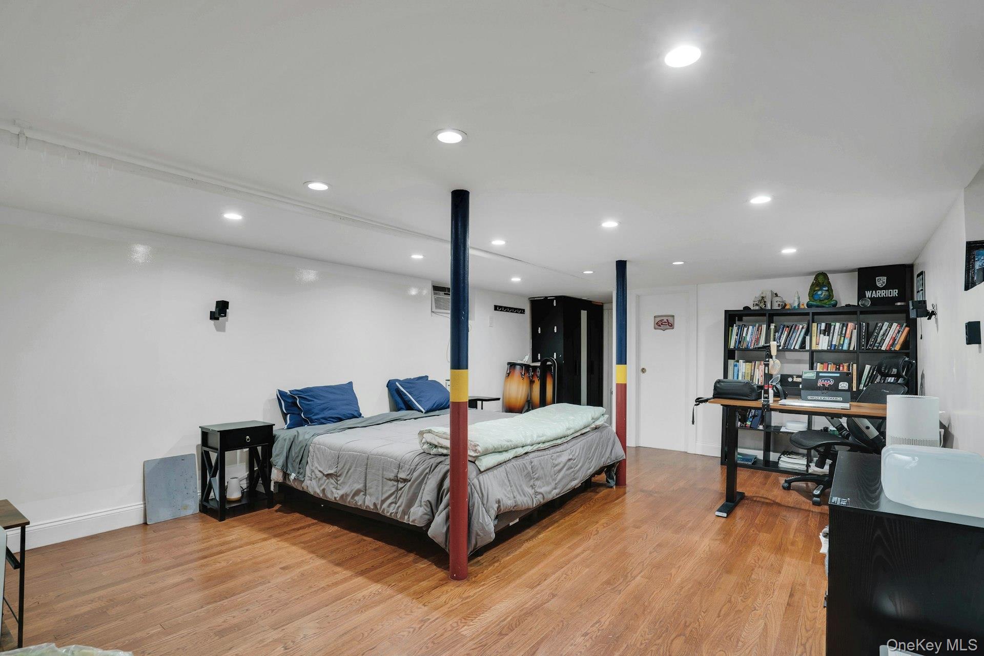 Single Family 95th  Queens, NY 11416, MLS-991091-36