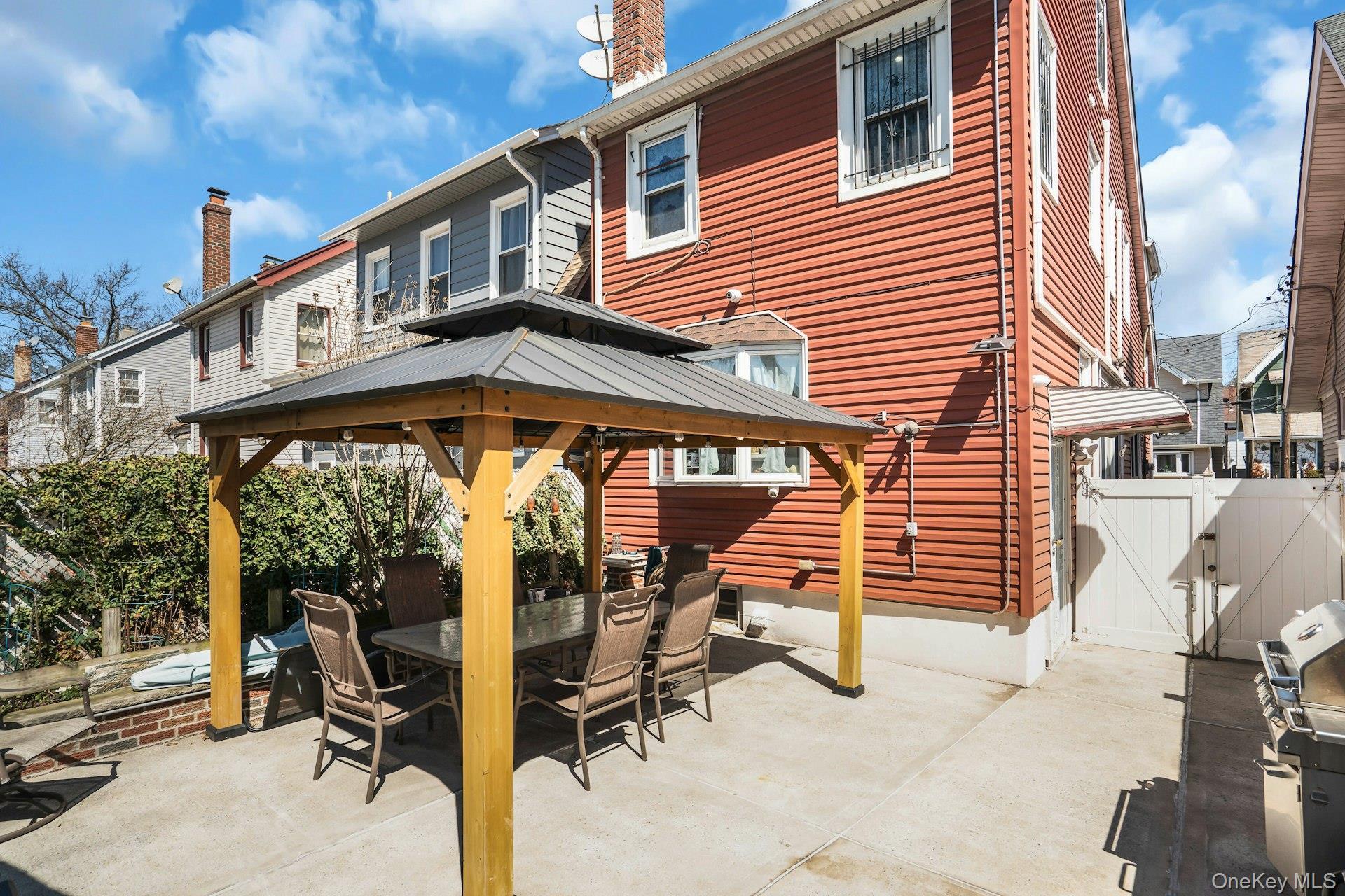 Single Family 95th  Queens, NY 11416, MLS-991091-41