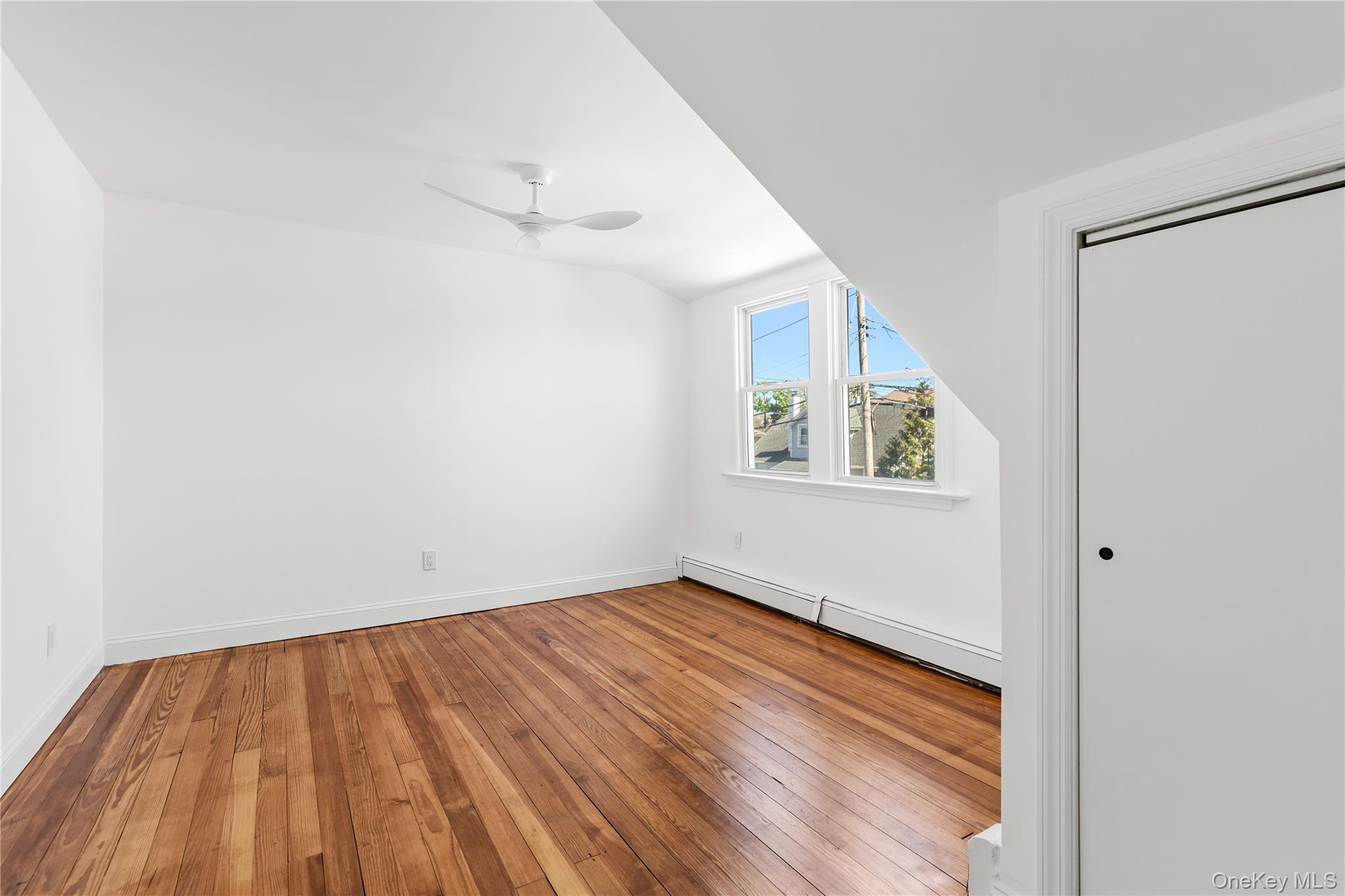 Single Family June Nassau County, NY 11709, MLS-991119-20