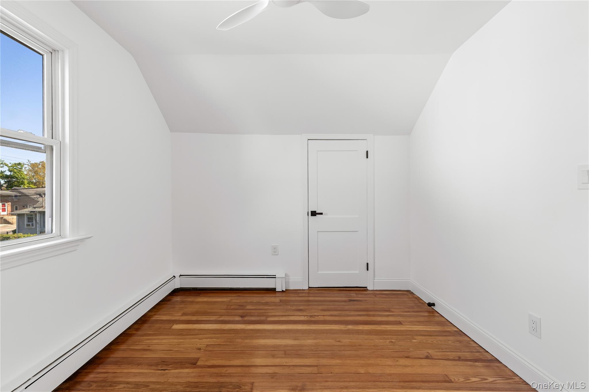 Single Family June Nassau County, NY 11709, MLS-991119-23