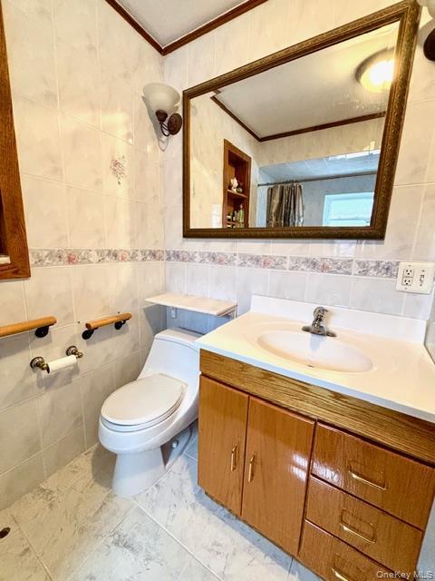 Single Family 188th Street Queens, NY 11366, MLS-991125-18