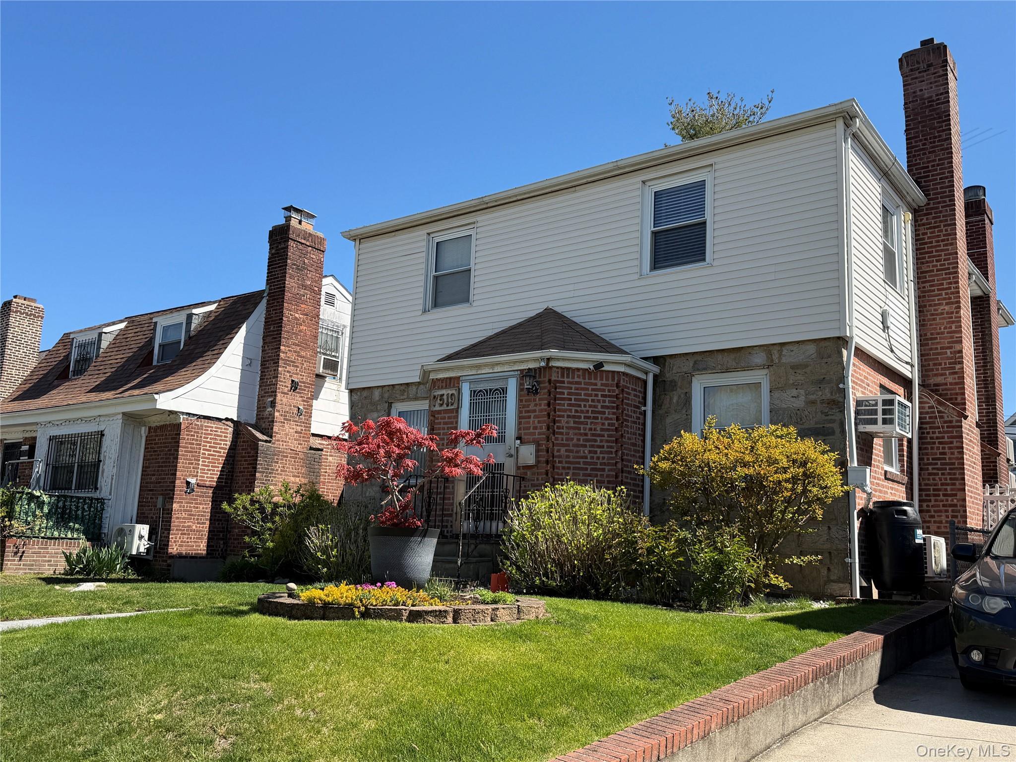 Single Family 188th Street Queens, NY 11366, MLS-991125-2