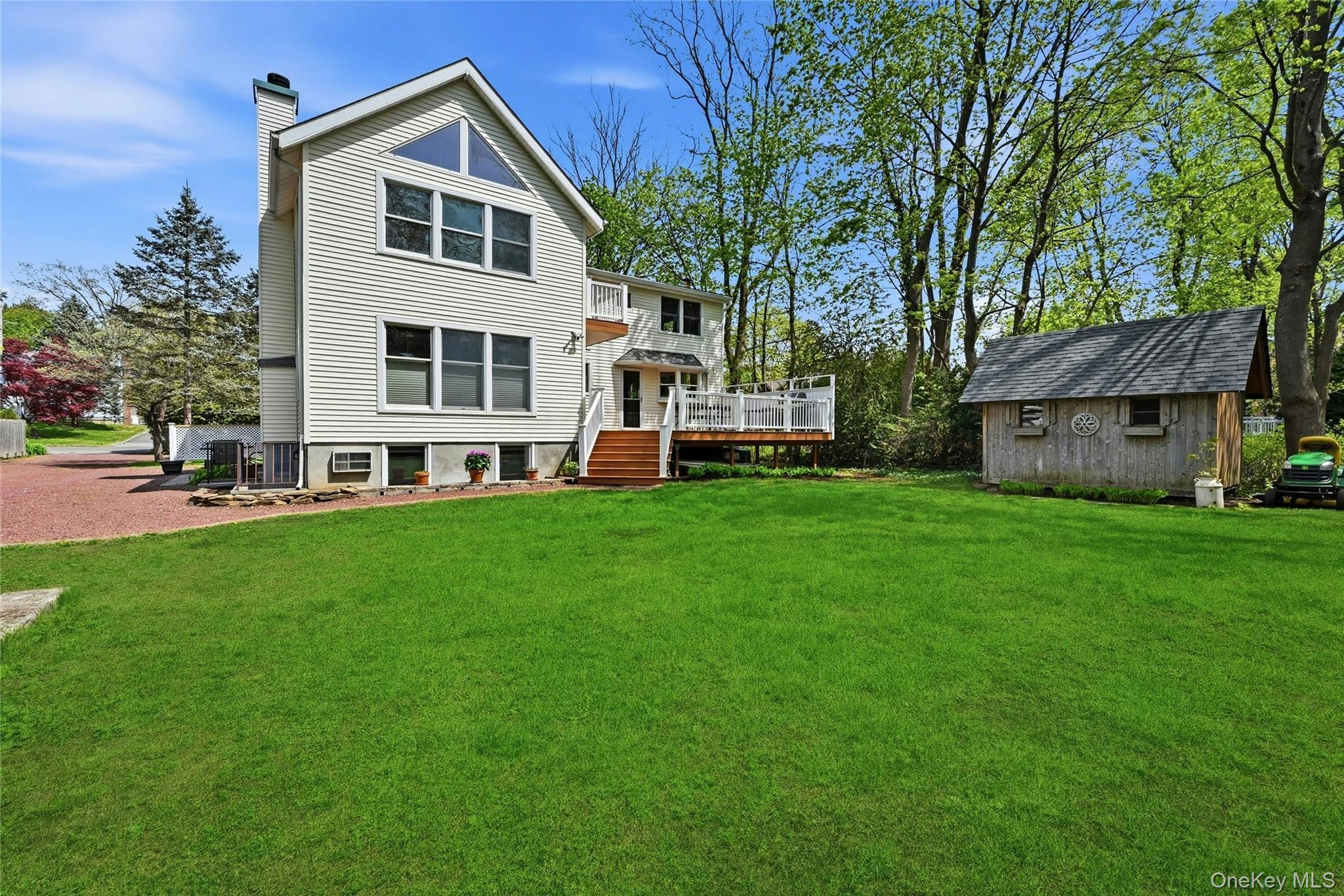 Single Family 6th  Suffolk County, NY 11746, MLS-991135-2