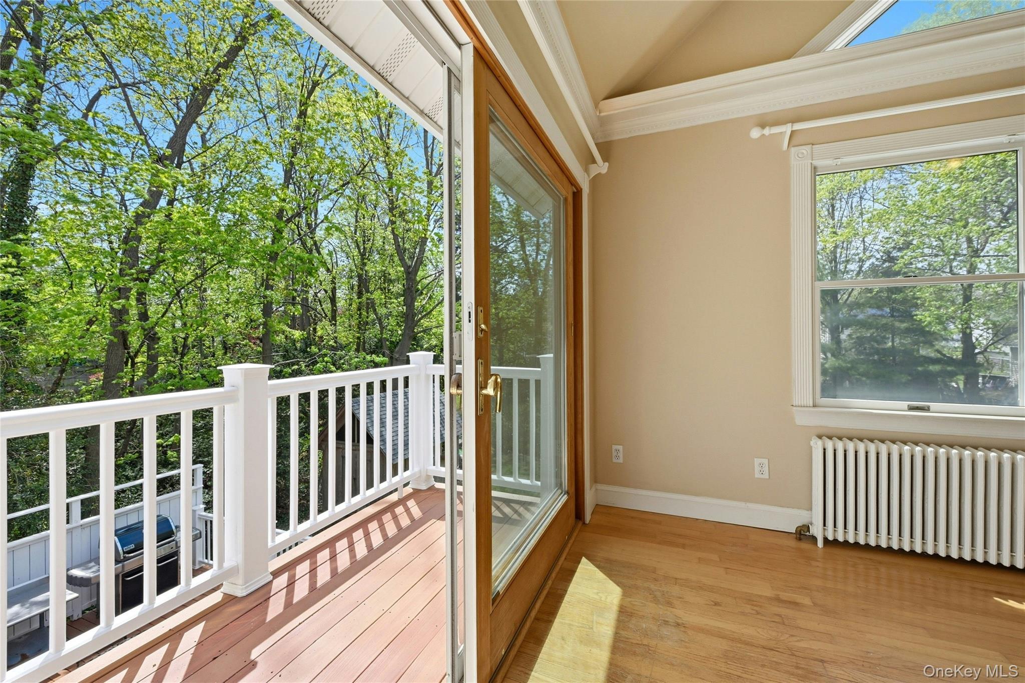 Single Family 6th  Suffolk County, NY 11746, MLS-991135-23