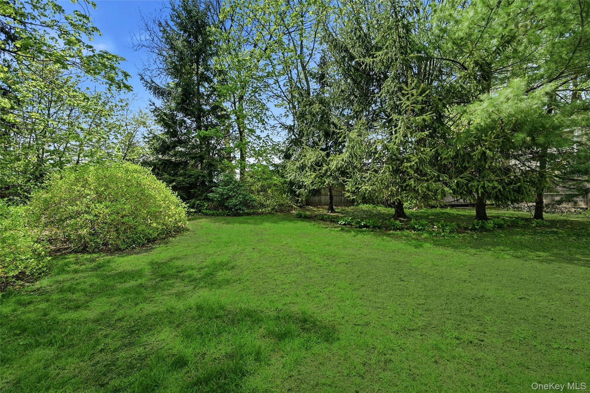 Single Family 6th  Suffolk County, NY 11746, MLS-991135-38