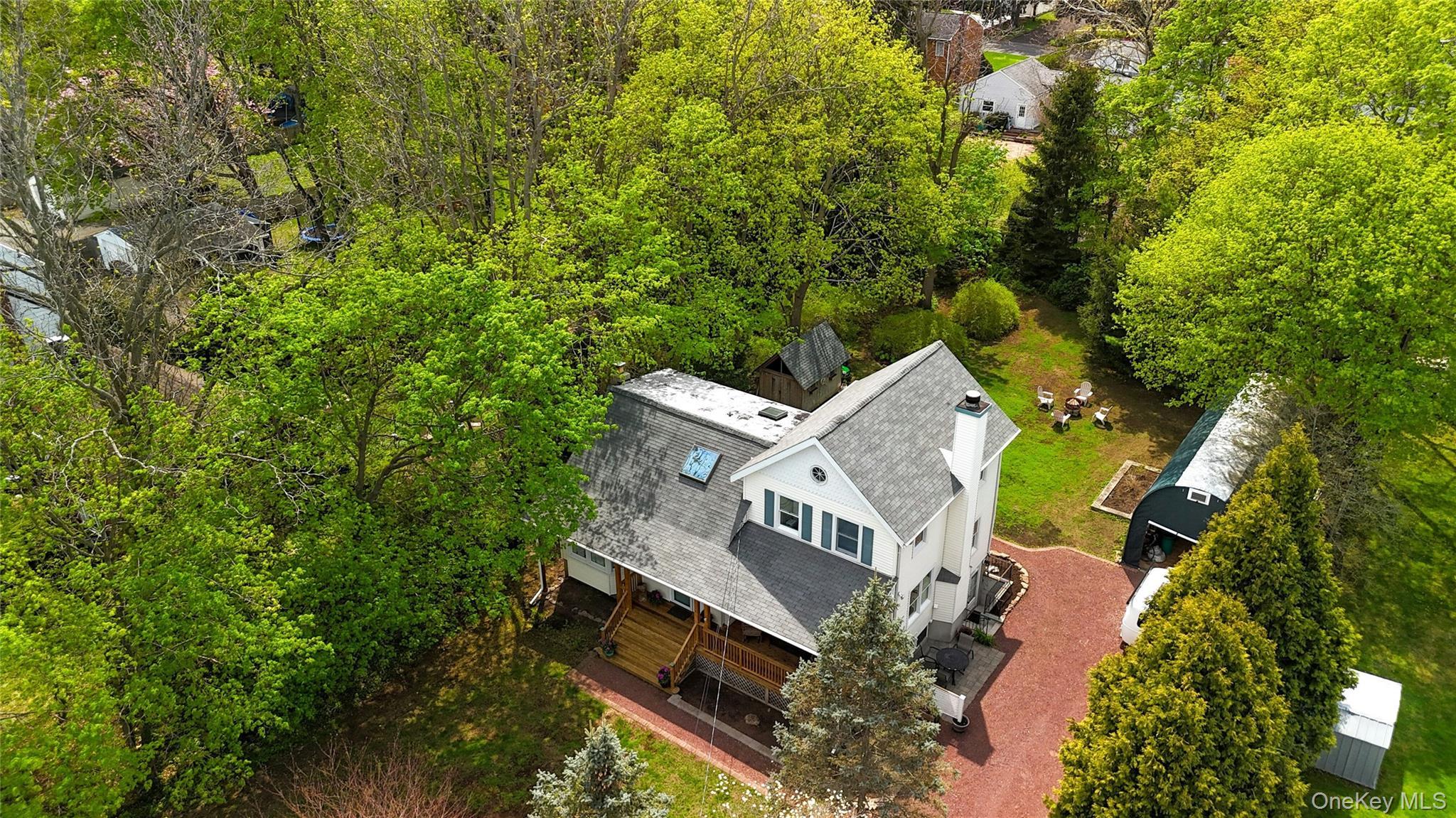 Single Family 6th  Suffolk County, NY 11746, MLS-991135-41