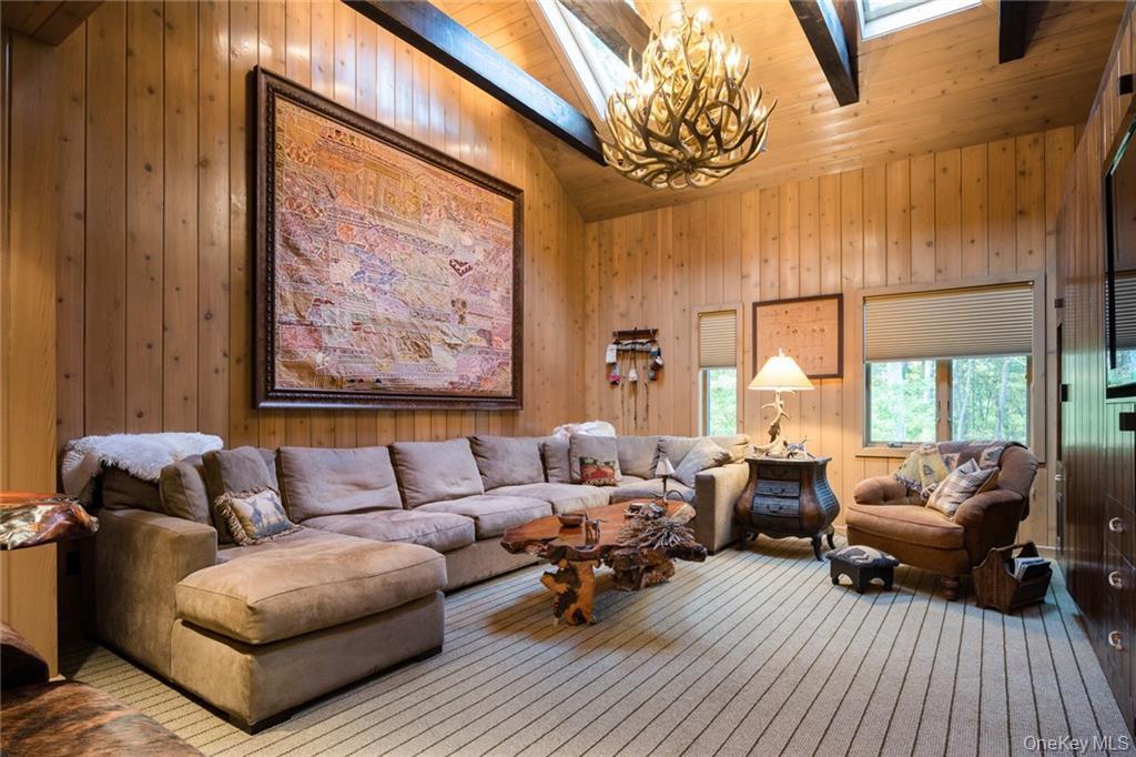 Single Family Trinity Pass Westchester County, NY 10576, MLS-991143-22