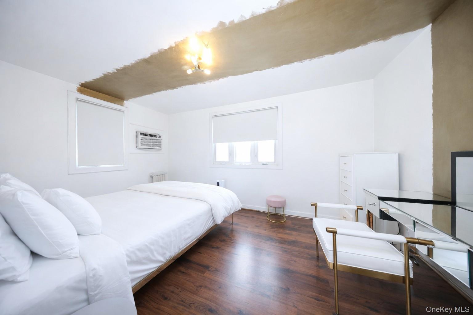 Single Family 95th  Brooklyn, NY 11236, MLS-991147-14