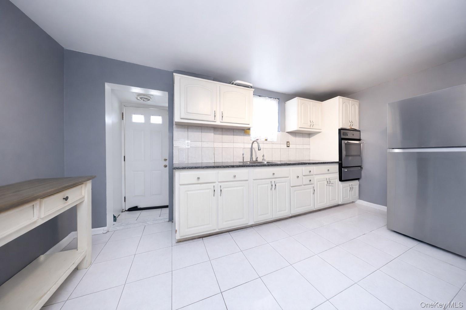Single Family 95th  Brooklyn, NY 11236, MLS-991147-16