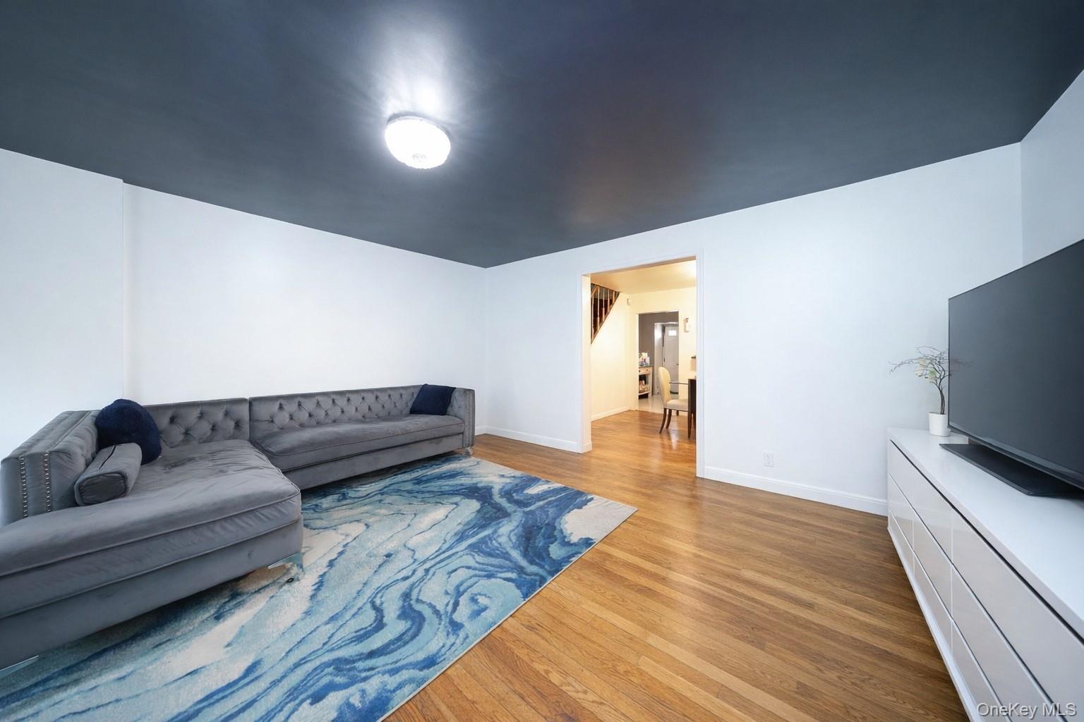 Single Family 95th  Brooklyn, NY 11236, MLS-991147-5