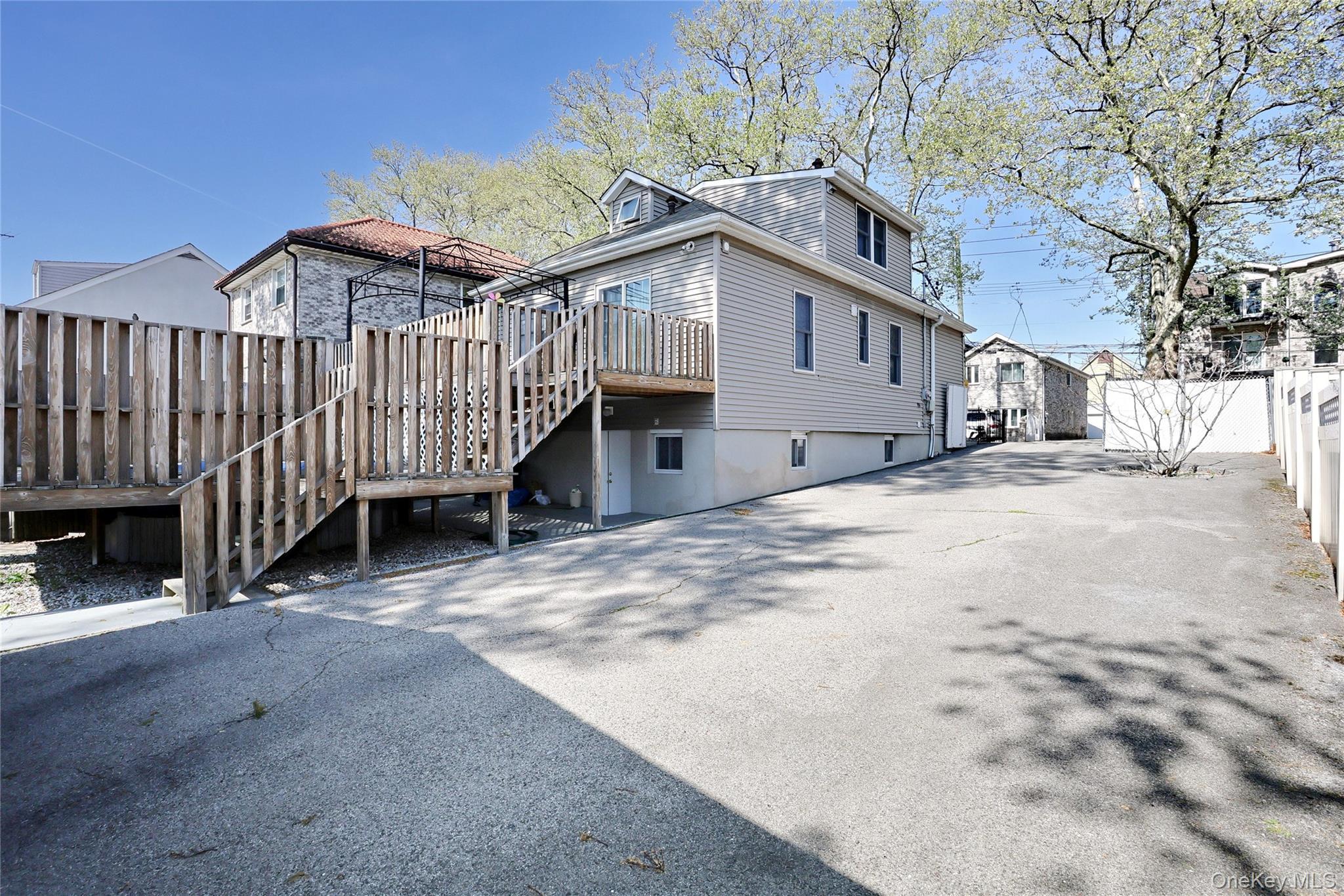 Single Family Vincent  Bronx, NY 10465, MLS-991157-26