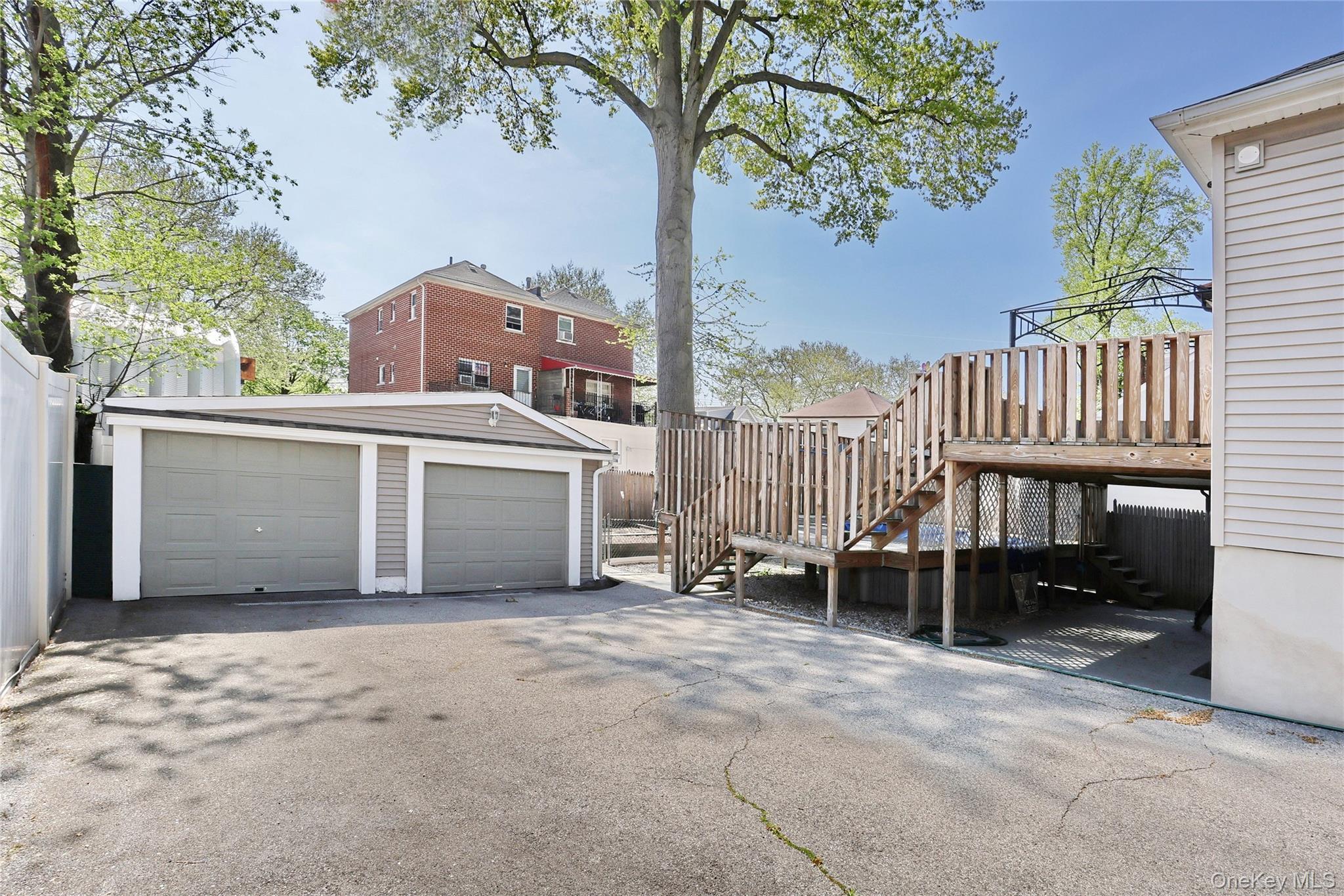 Single Family Vincent  Bronx, NY 10465, MLS-991157-28