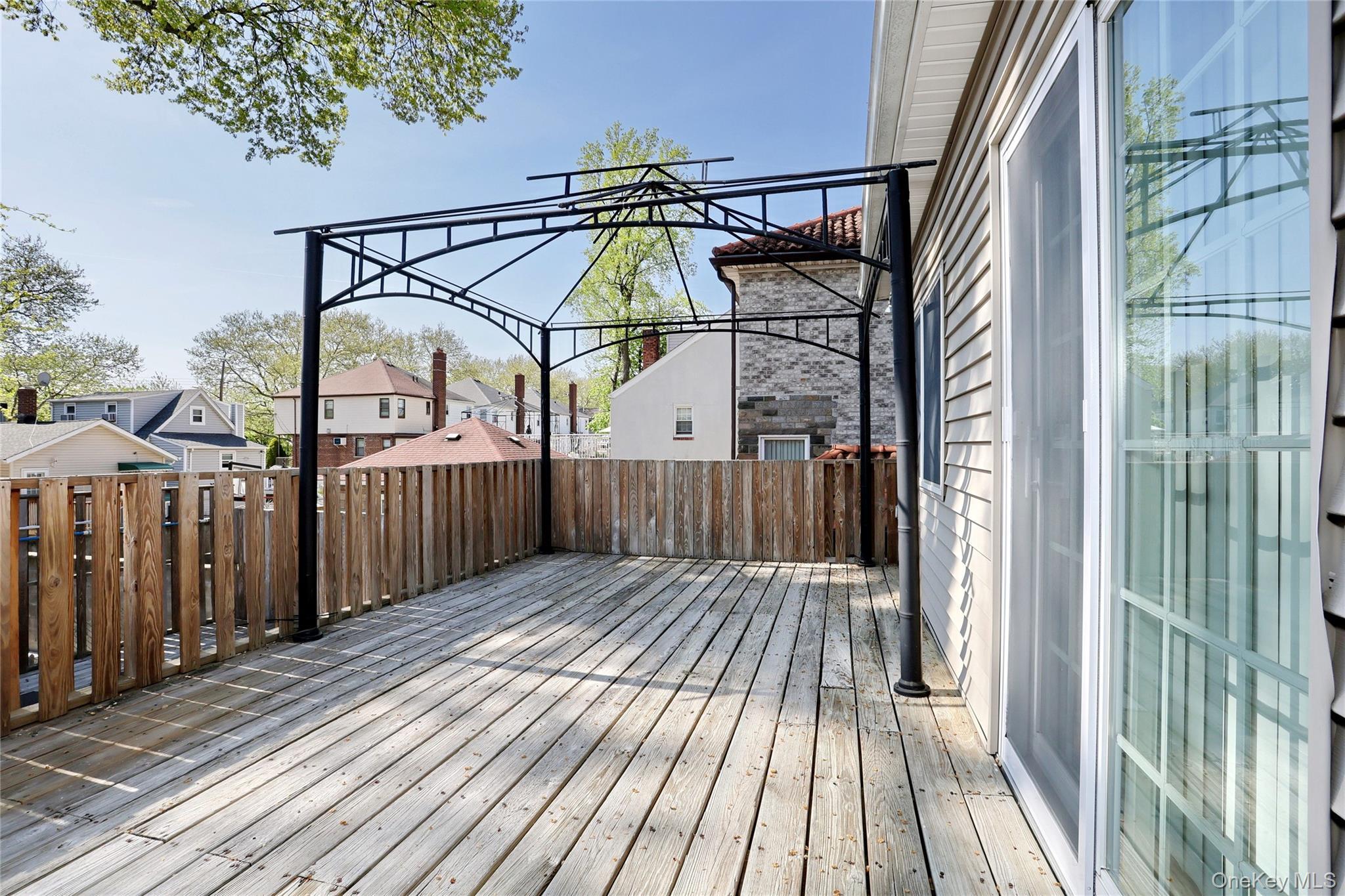 Single Family Vincent  Bronx, NY 10465, MLS-991157-32