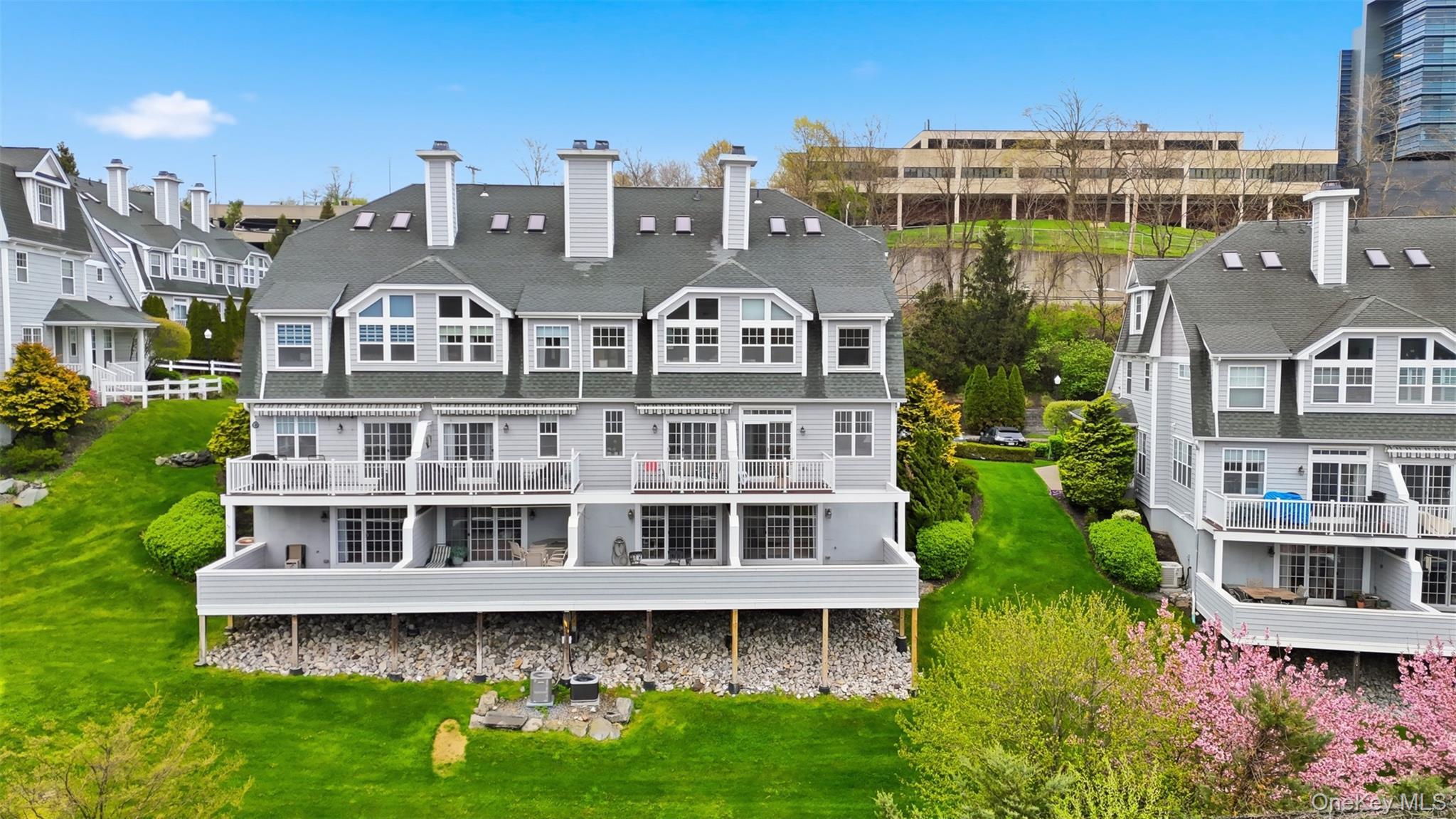 Single Family Hudson Pointe Drive Dutchess County, NY 12601, MLS-991162-3