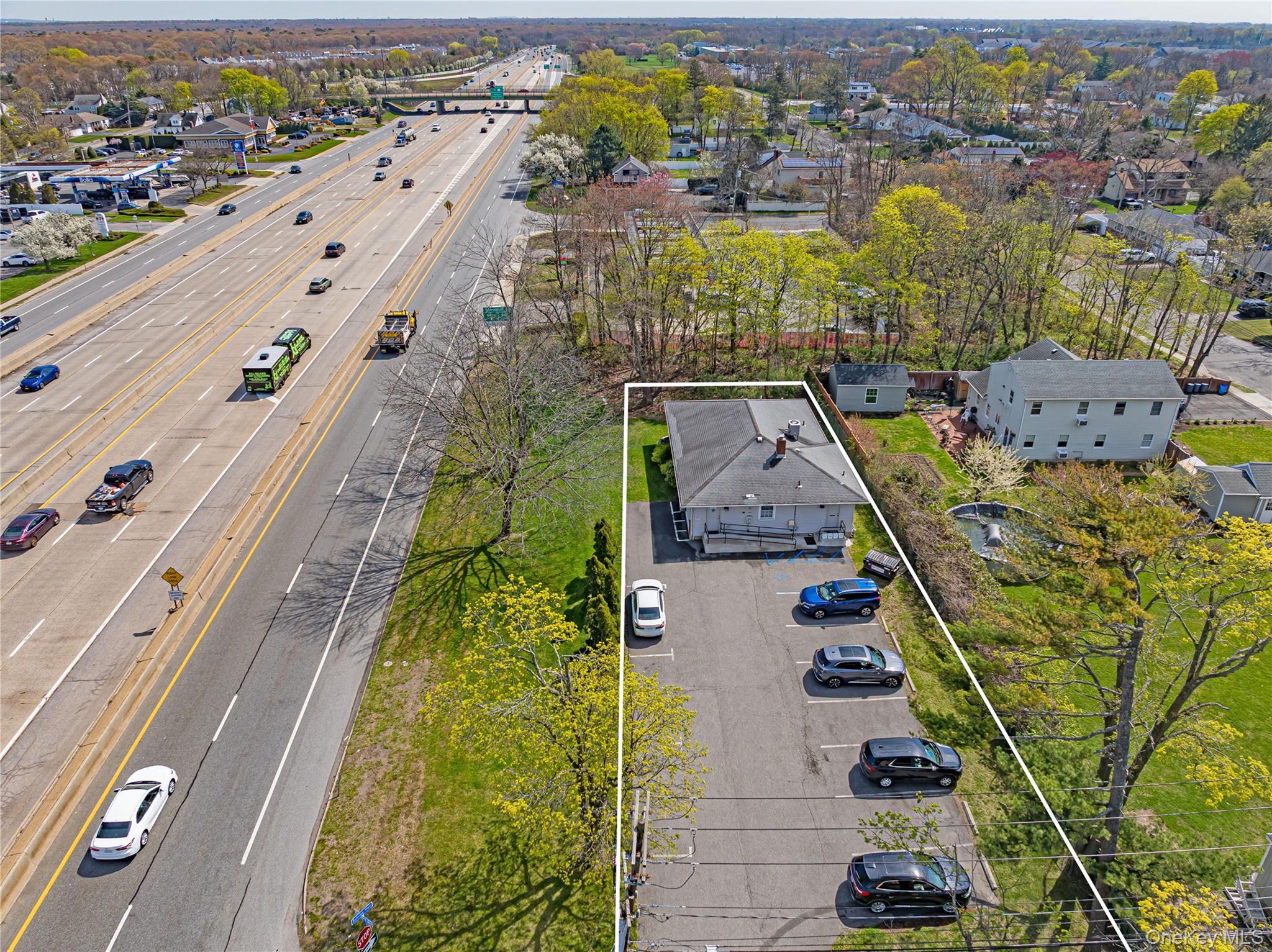 Single Family Sunrise Highway Suffolk County, NY 11730, MLS-991167-26