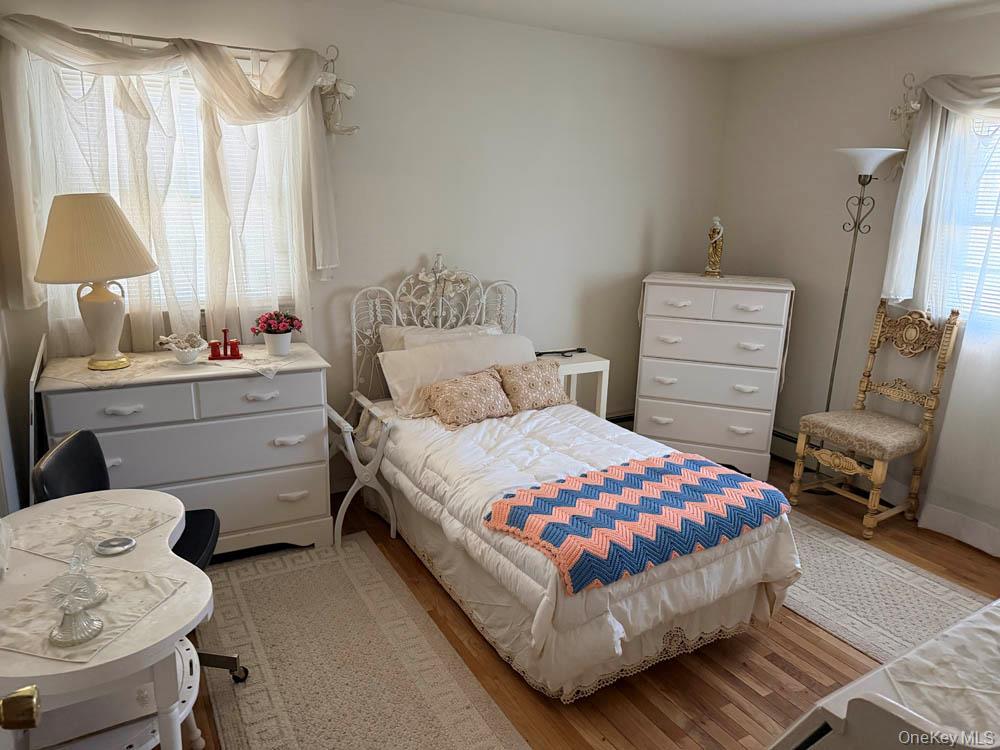 Single Family Harby  Suffolk County, NY 11743, MLS-991175-10