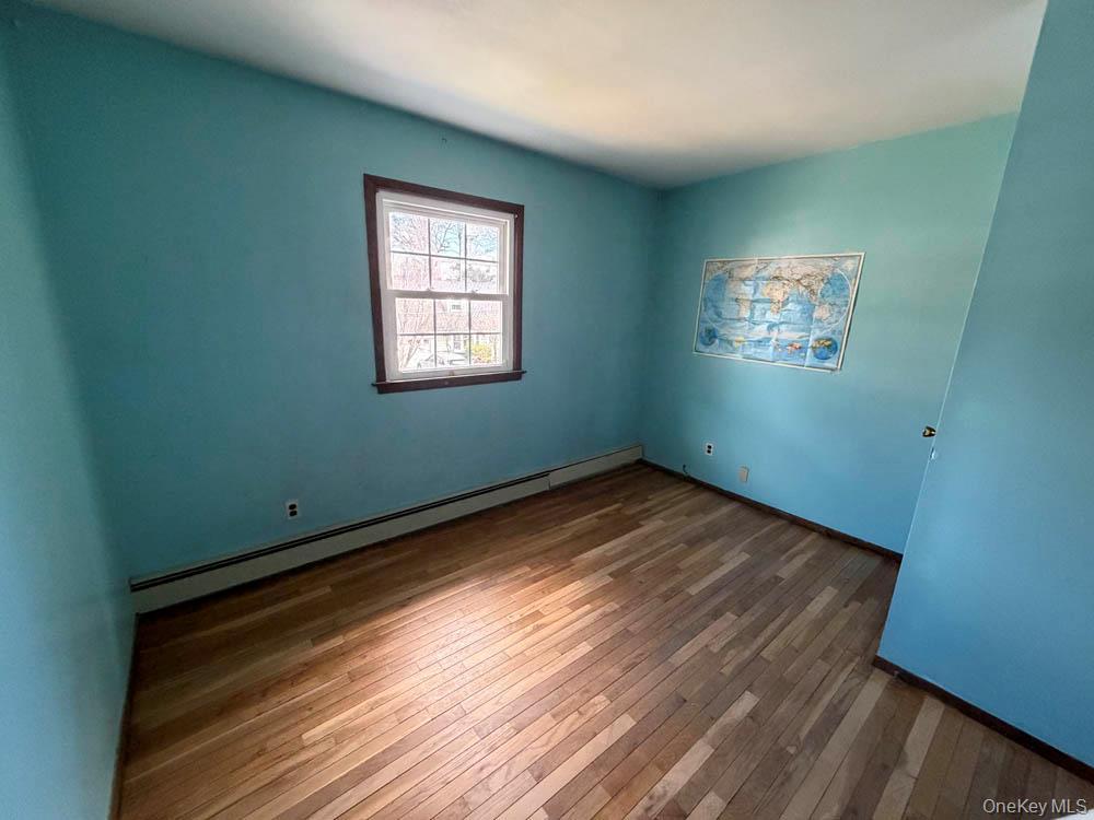 Single Family Harby  Suffolk County, NY 11743, MLS-991175-11