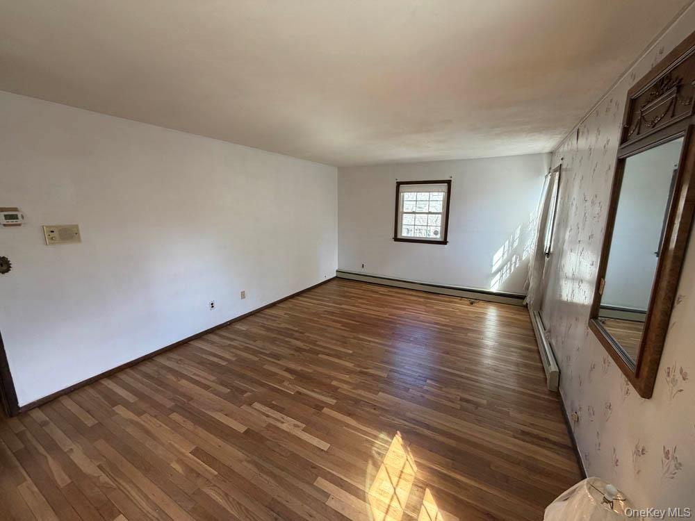 Single Family Harby  Suffolk County, NY 11743, MLS-991175-12