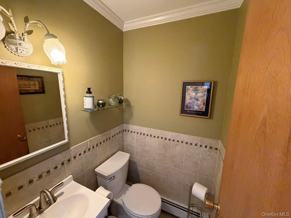Single Family Harby  Suffolk County, NY 11743, MLS-991175-13