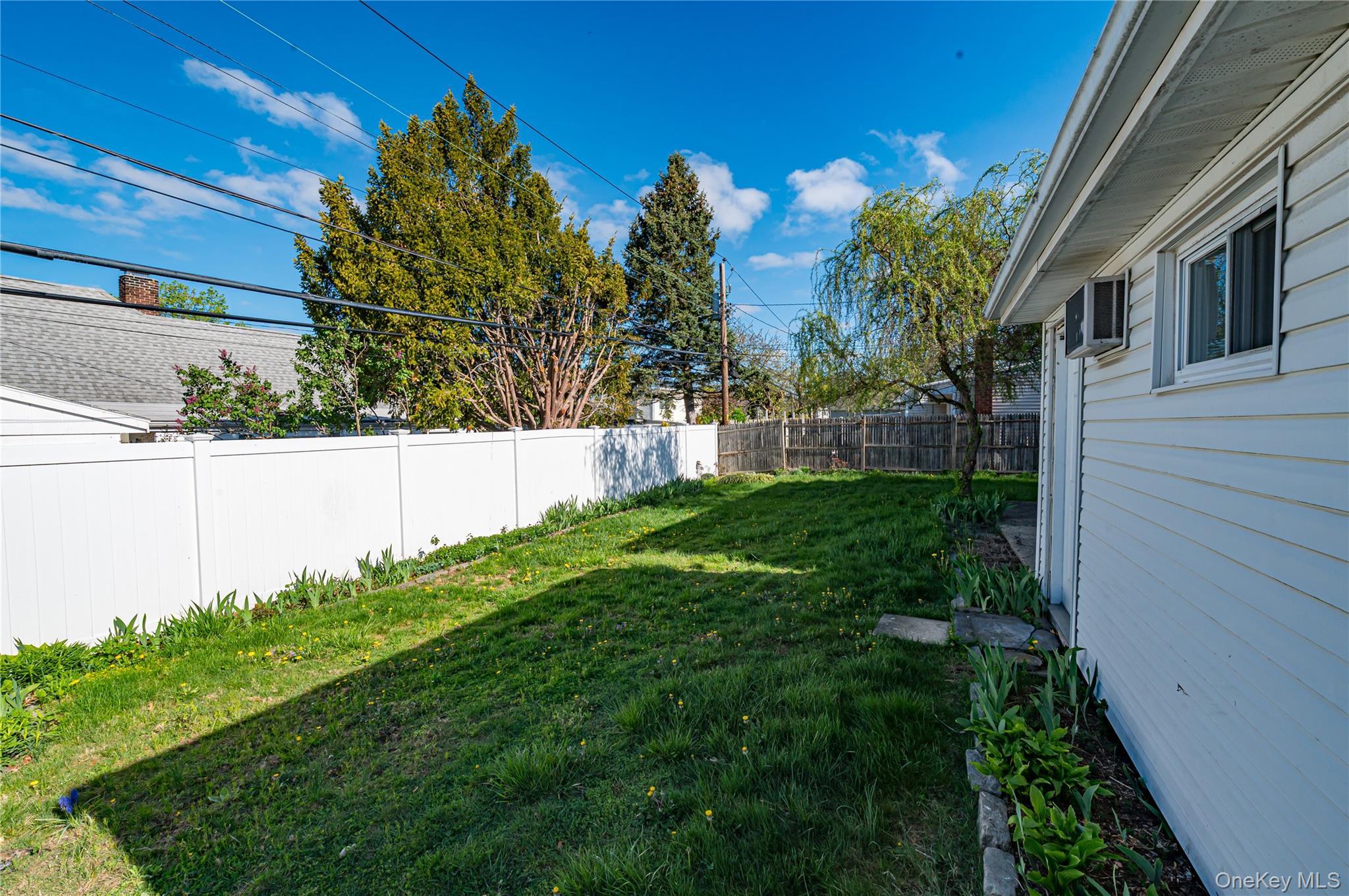 Single Family Ramble  Nassau County, NY 11756, MLS-991209-20