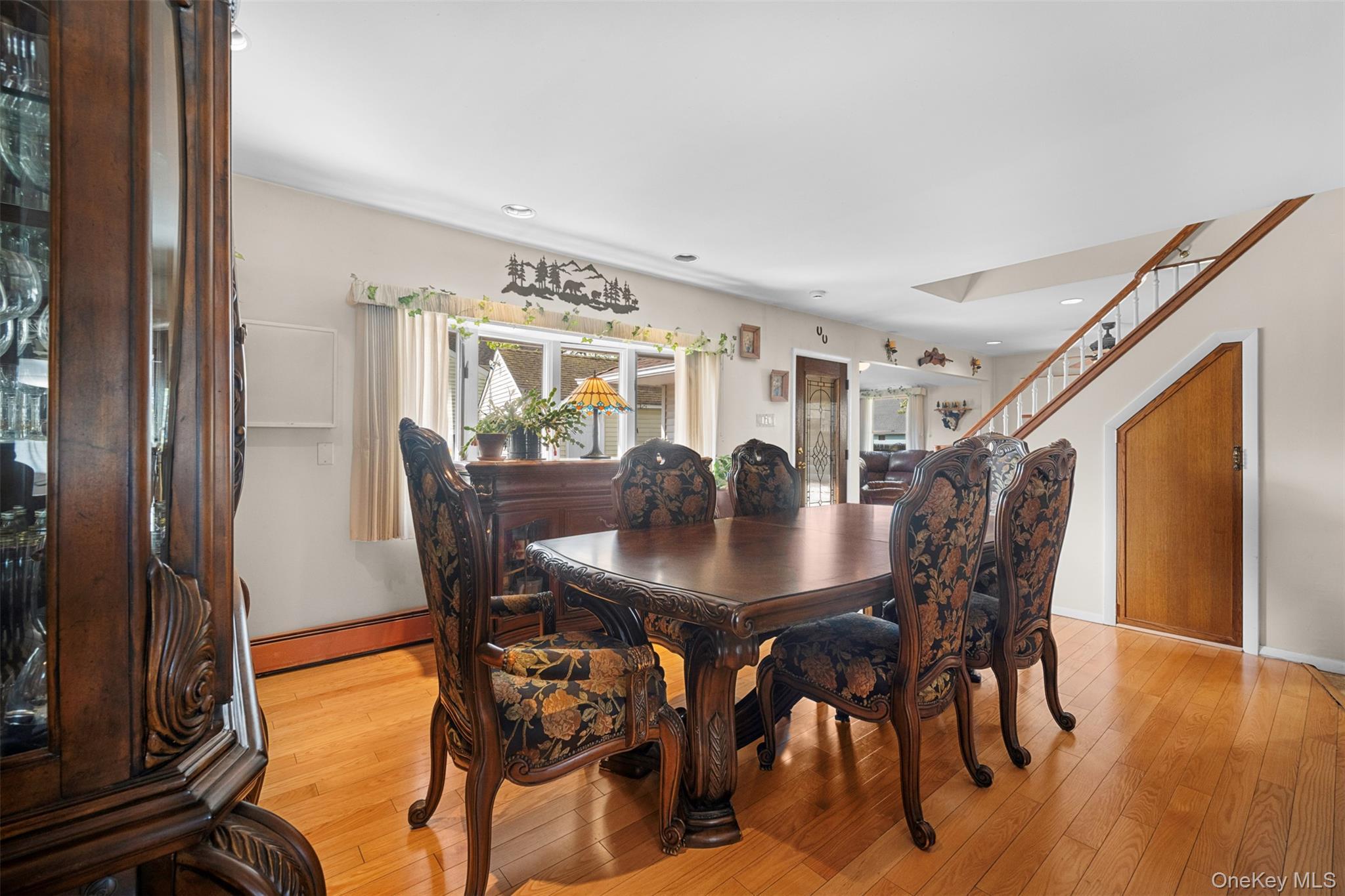 Single Family Bent  Nassau County, NY 11756, MLS-991214-12