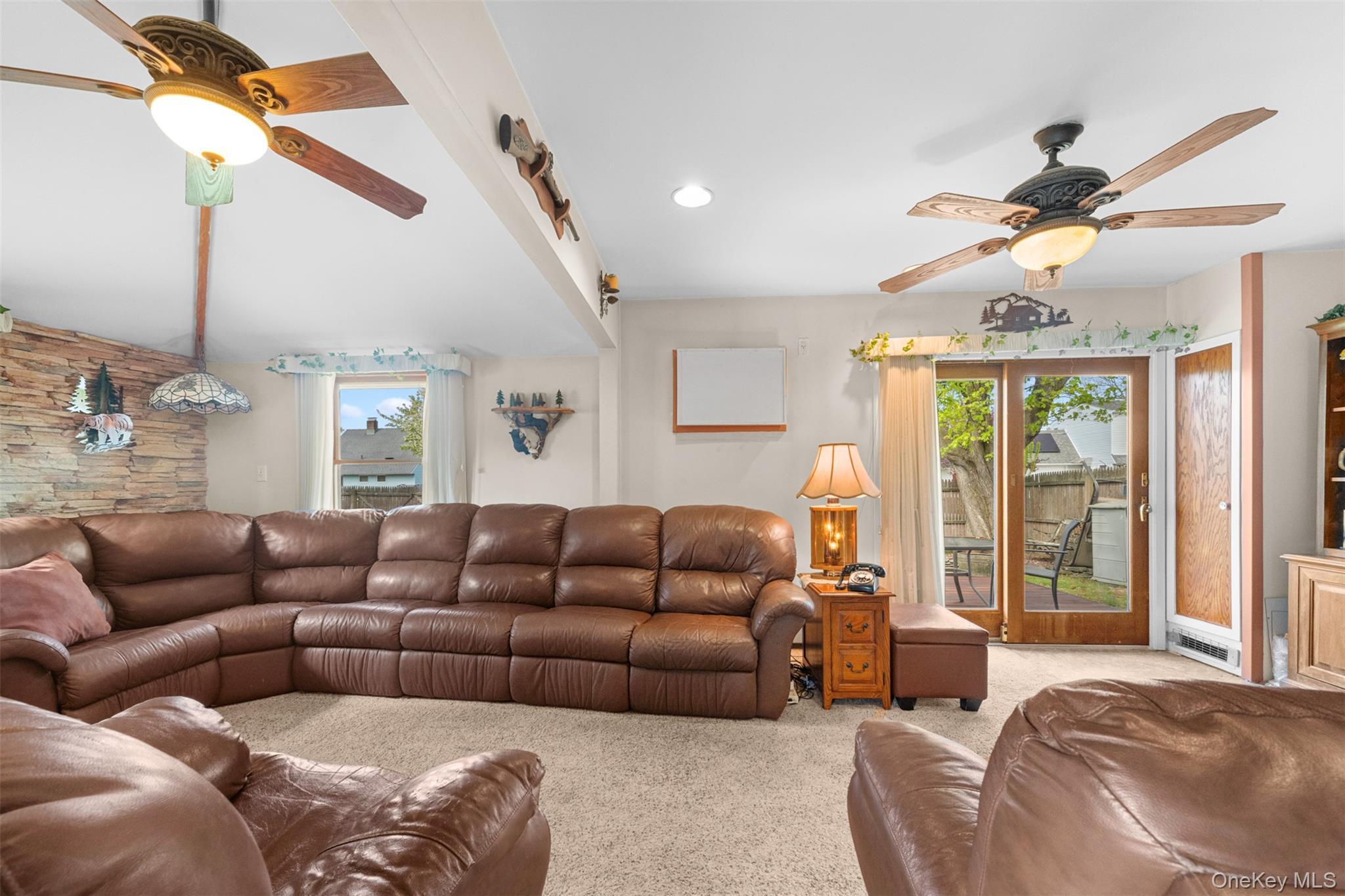 Single Family Bent  Nassau County, NY 11756, MLS-991214-18