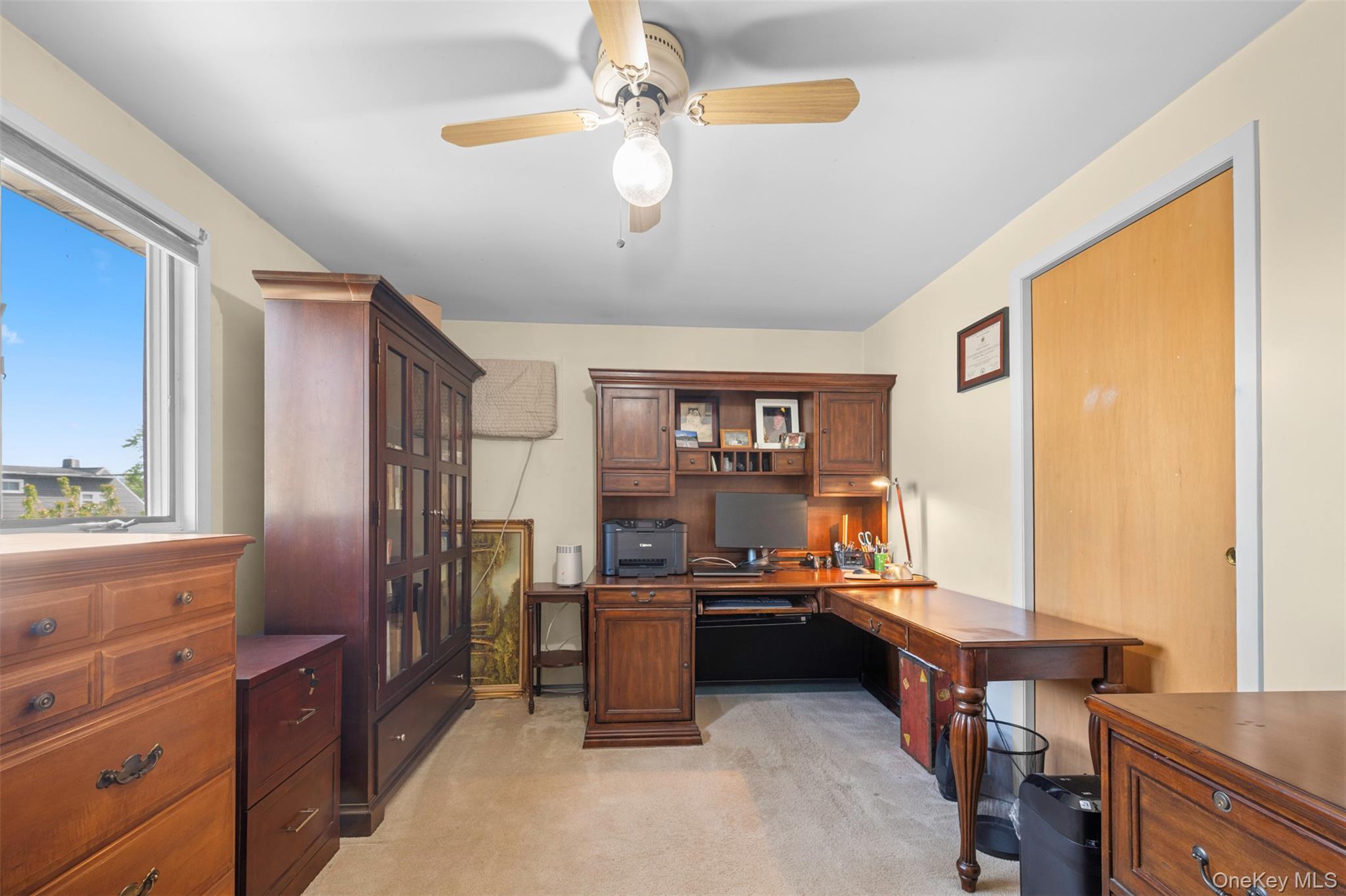 Single Family Bent  Nassau County, NY 11756, MLS-991214-35