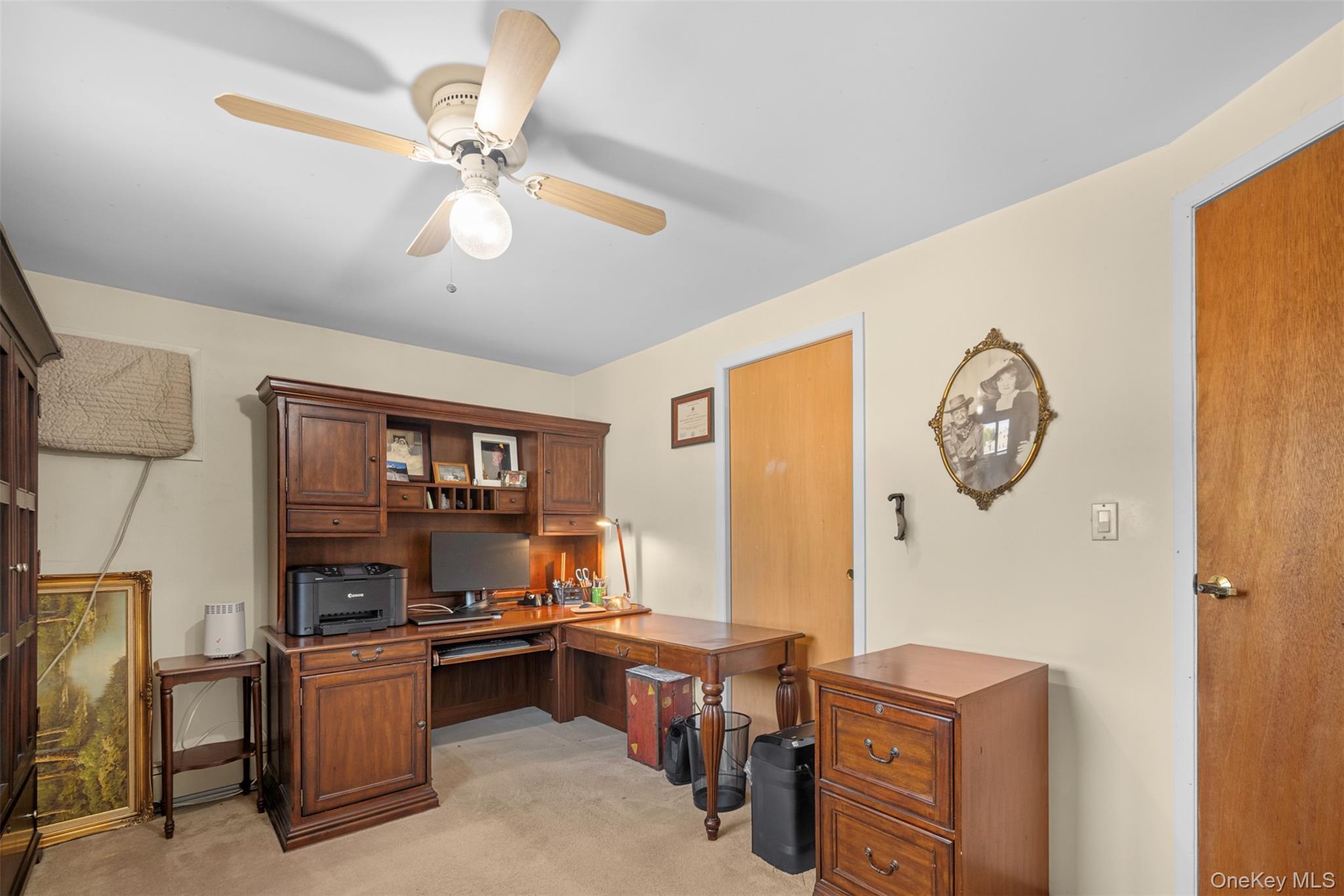 Single Family Bent  Nassau County, NY 11756, MLS-991214-36
