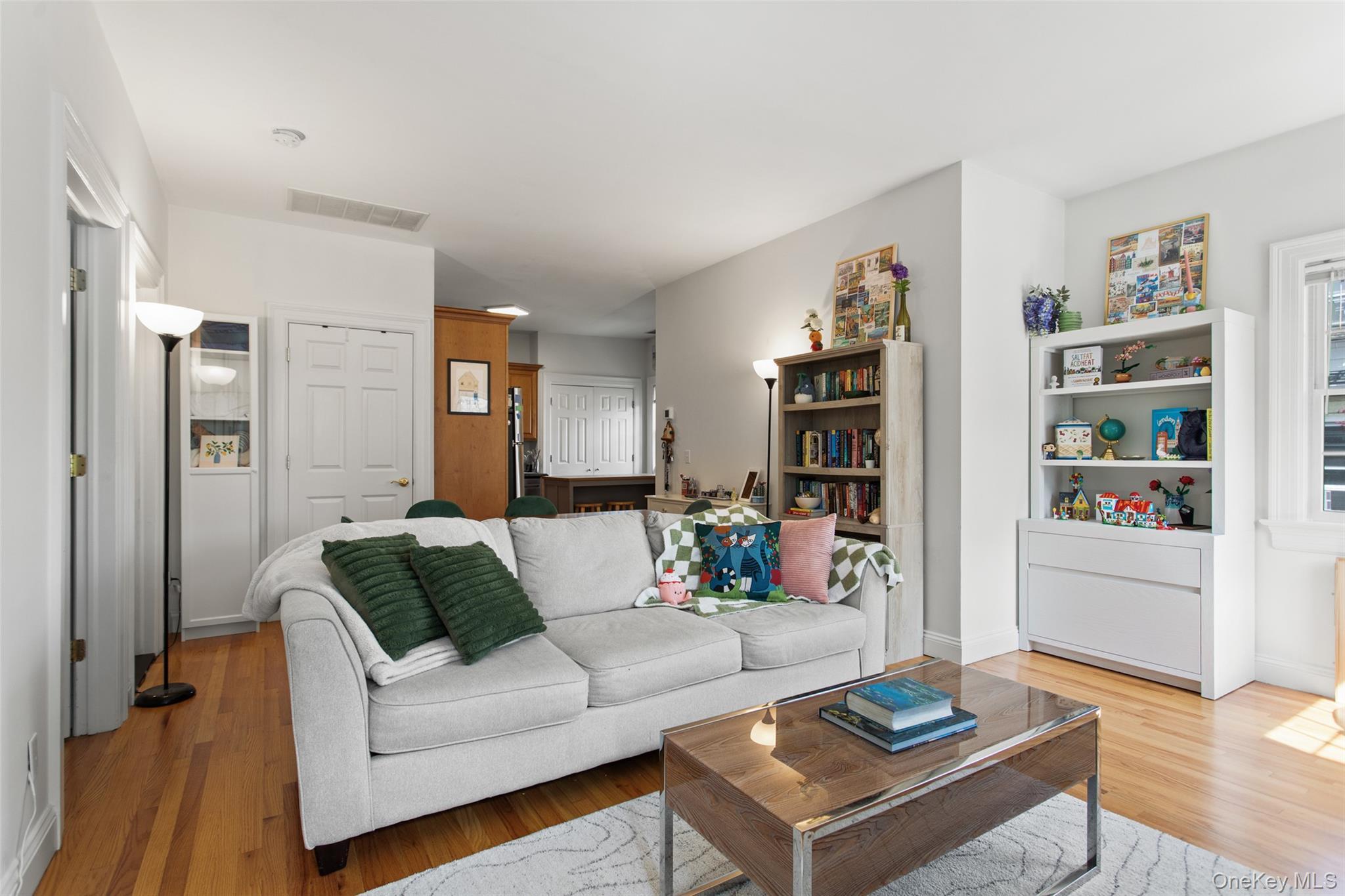 Single Family Wallace Street  Westchester County, NY 10707, MLS-991221-28