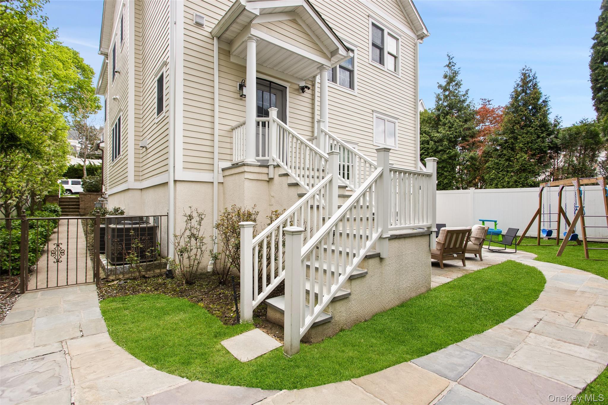 Single Family Wallace Street  Westchester County, NY 10707, MLS-991221-4