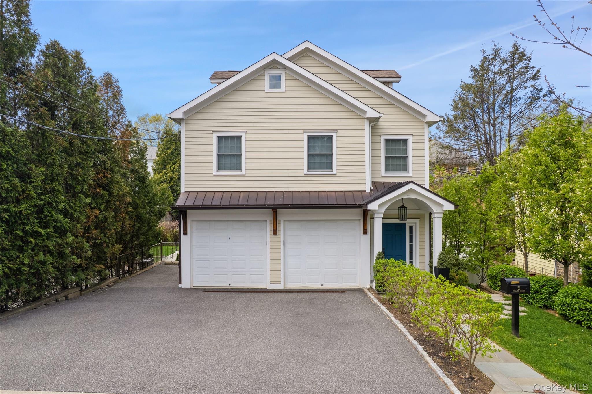 Single Family Wallace Street  Westchester County, NY 10707, MLS-991221-41
