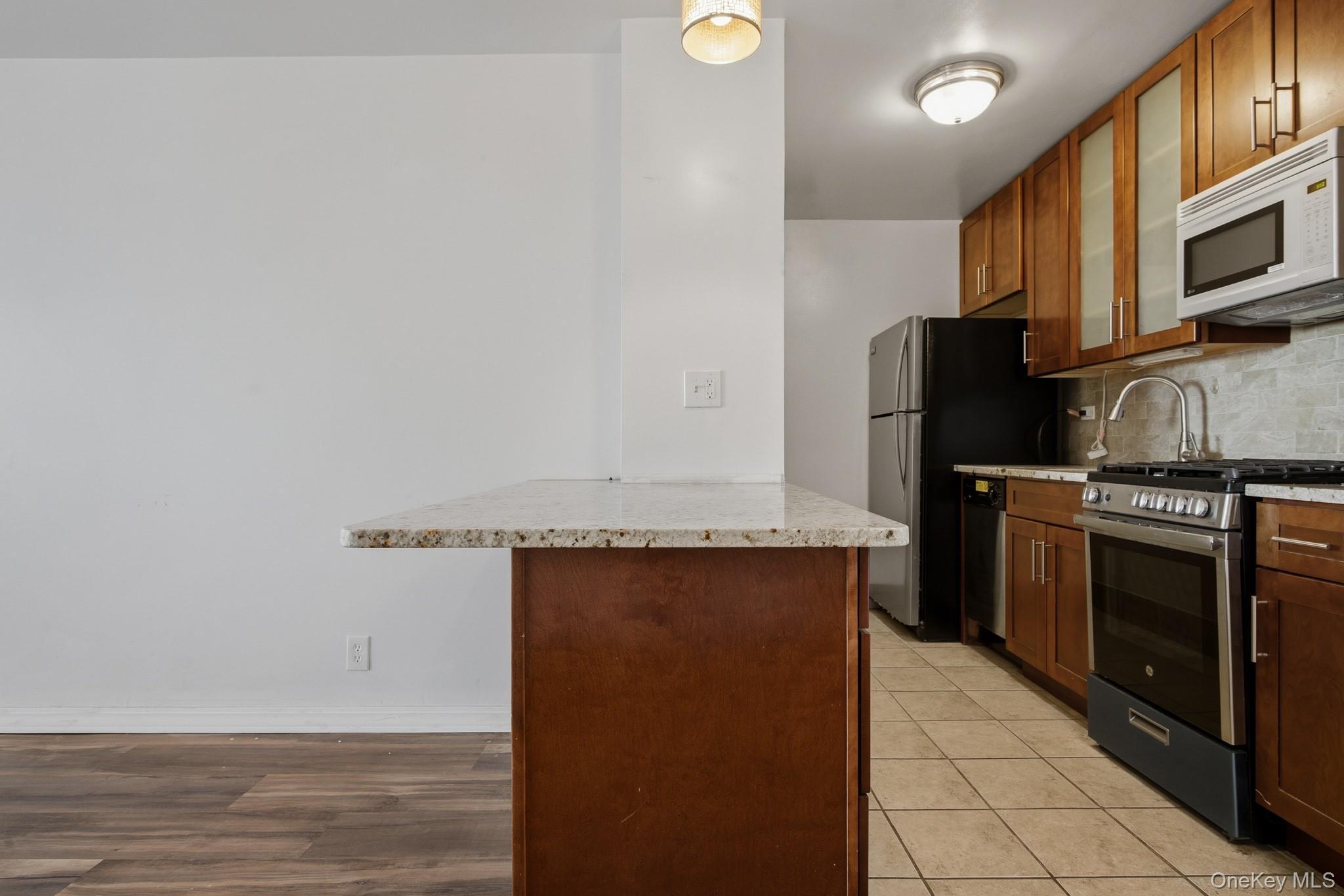 Coop Hall Brooklyn, NY 11205, MLS-991222-13